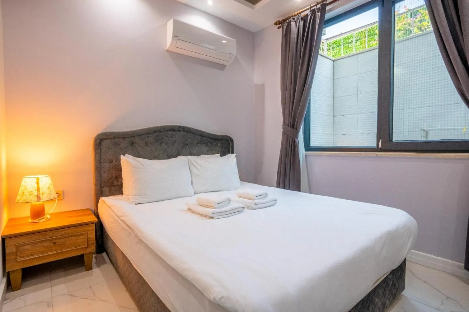 Bed in premium park apart otel