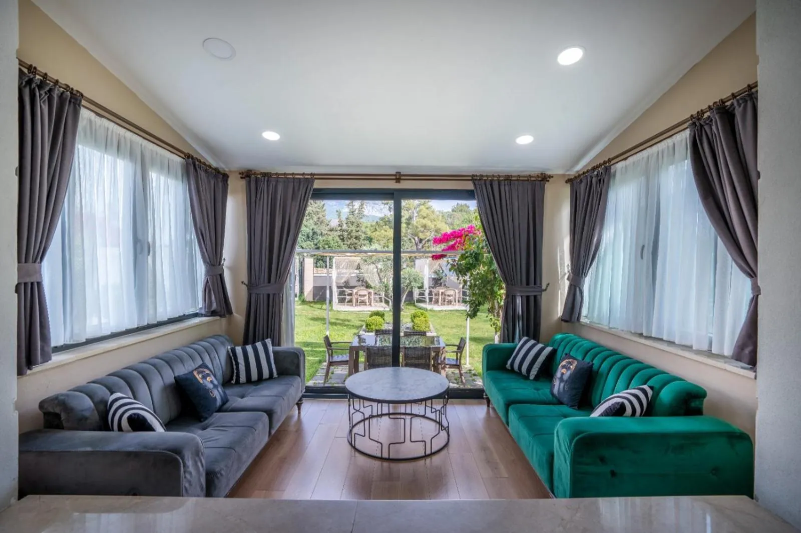 premium park apart otel