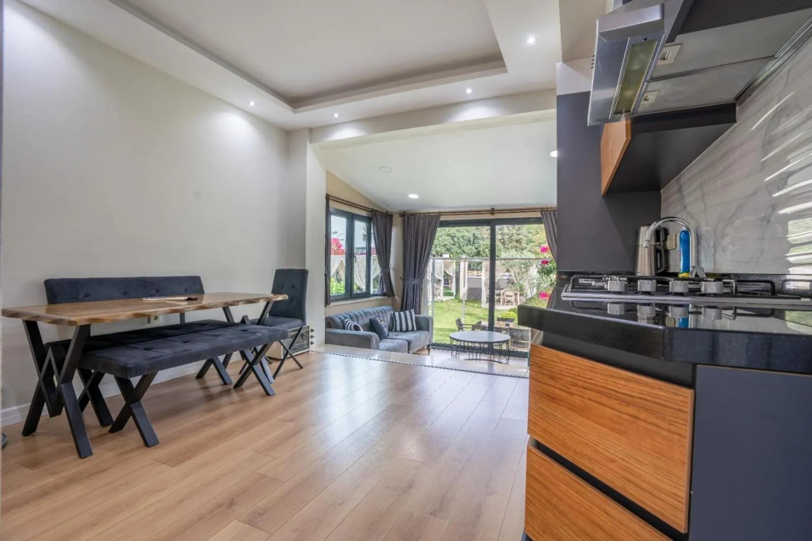 premium park apart otel