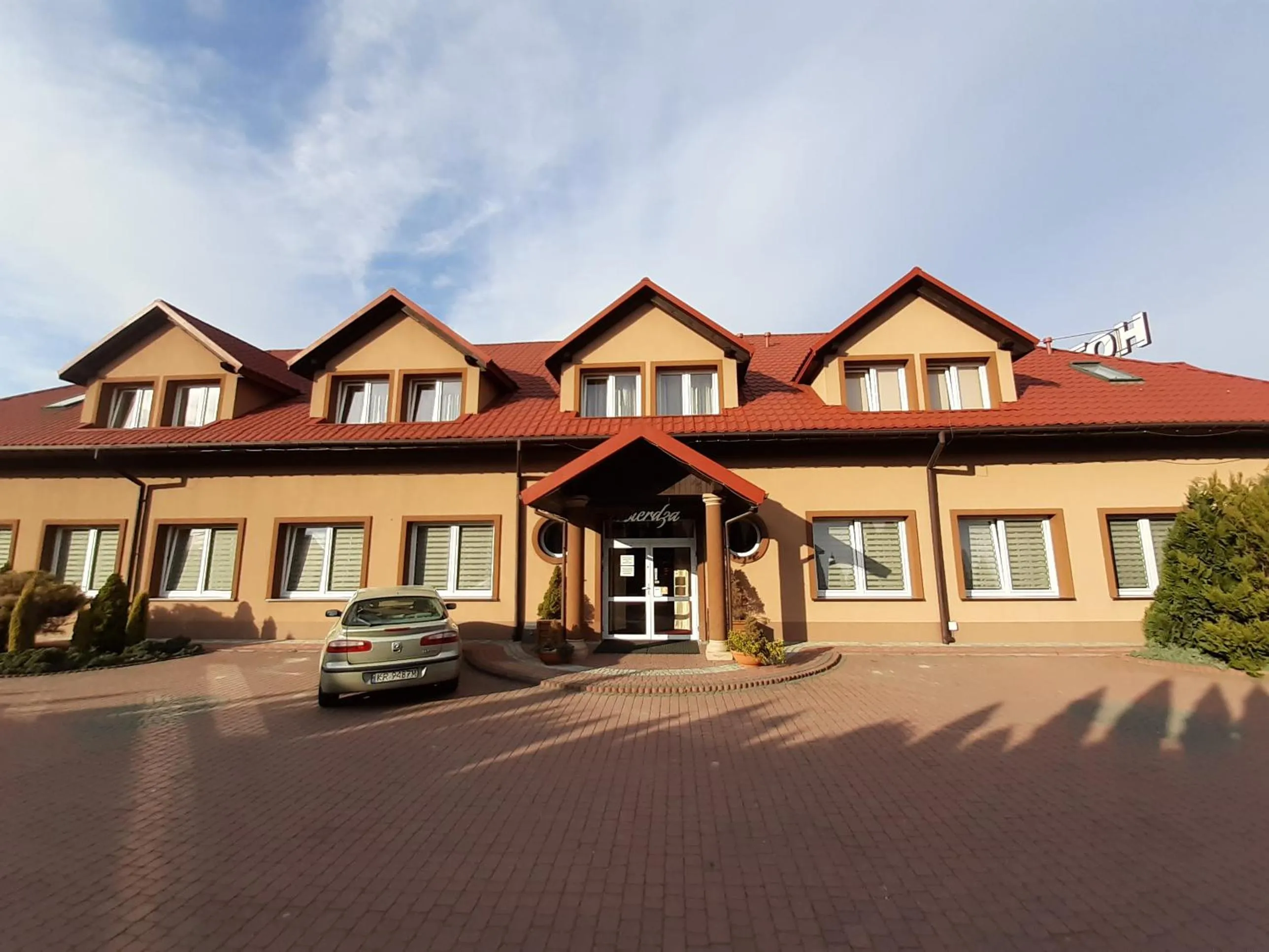 Property building in Hotel TWIERDZA