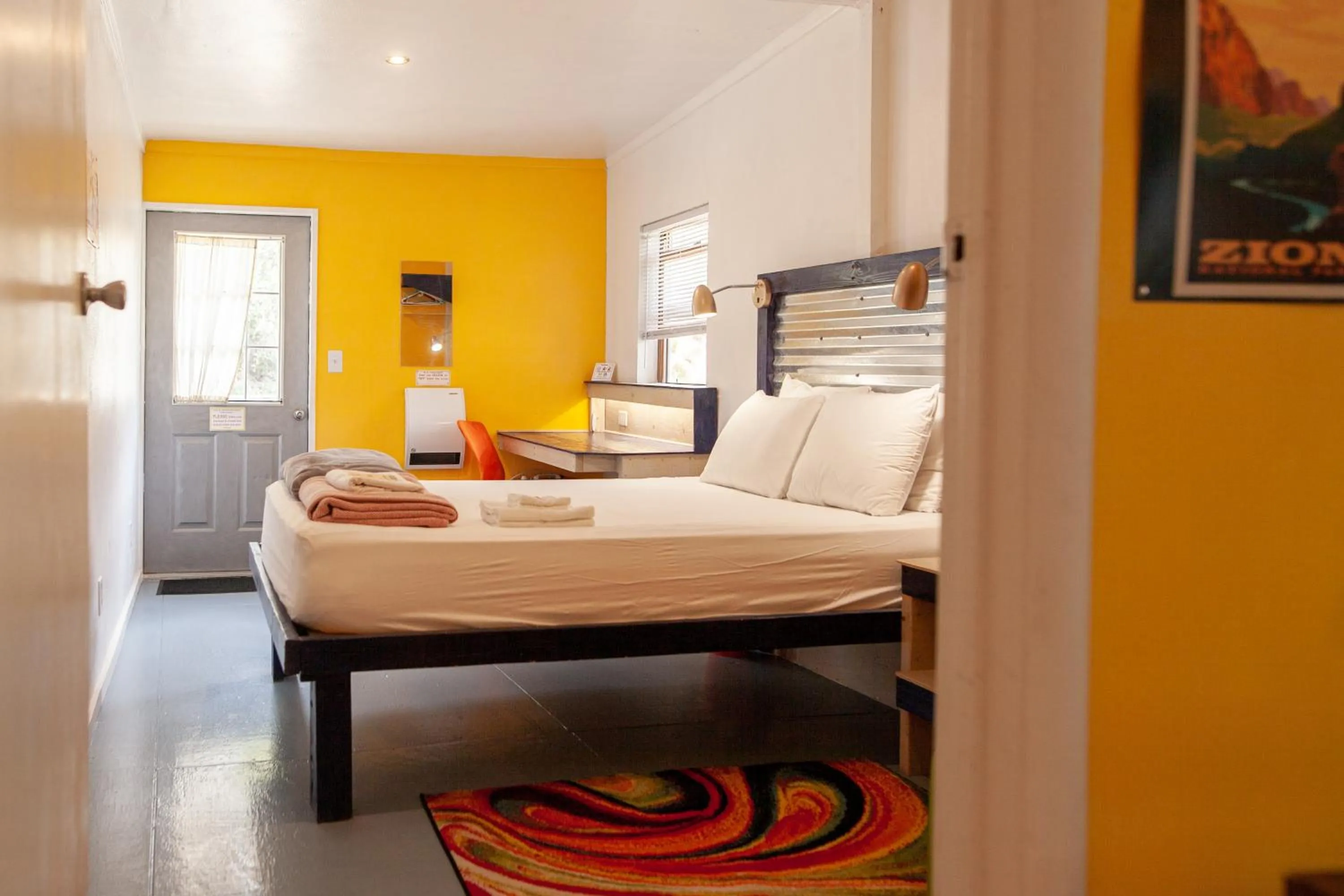 Bed in Cloudcroft Hostel