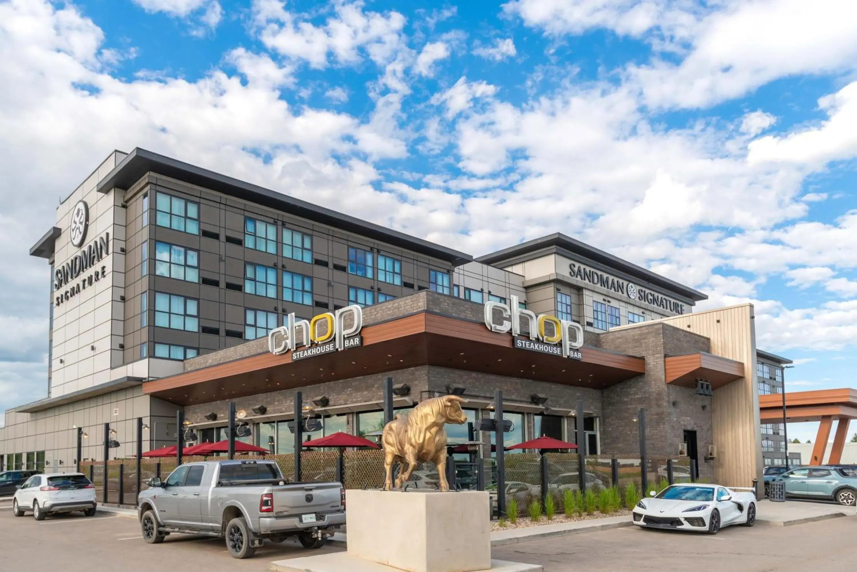 Restaurant/places to eat in Sandman Signature Saskatoon South Hotel Restaurant/places to eat in Sandman Signature Saskatoon South Hotel