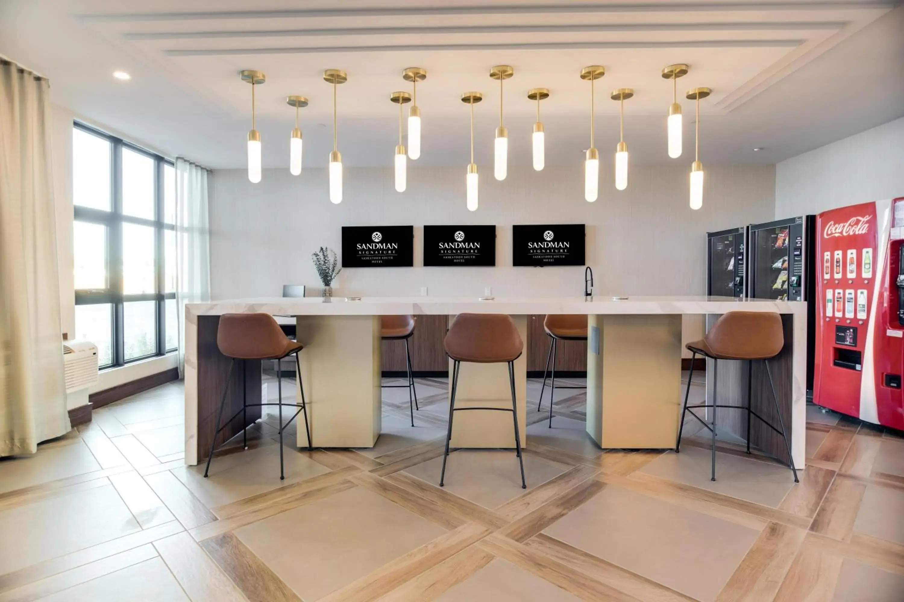 Lobby or reception in Sandman Signature Saskatoon South Hotel Lobby or reception in Sandman Signature Saskatoon South Hotel