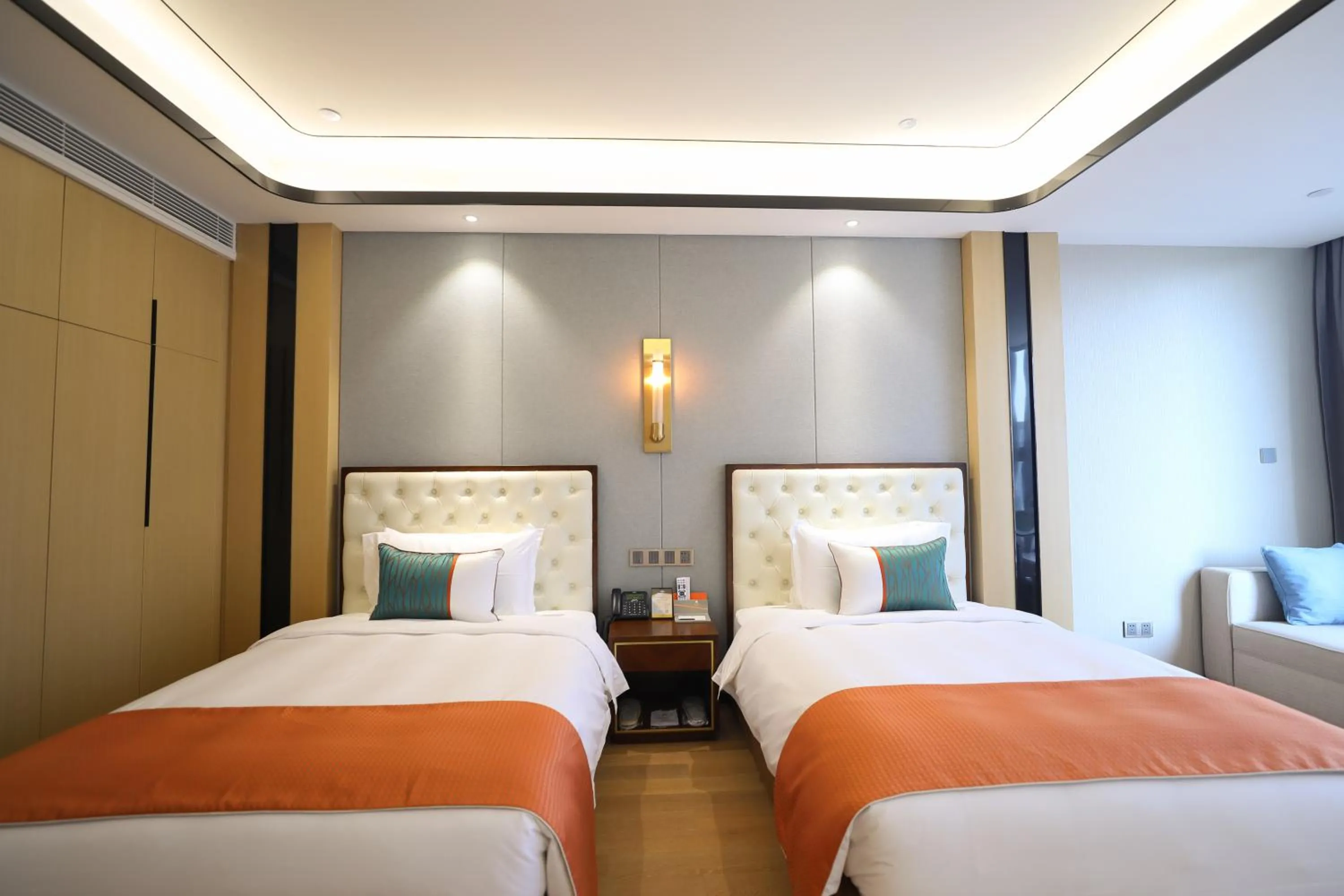Bed in Jinling Funhome Hotel Nanjing Jiulong Lake - Nanjing South Railway Station