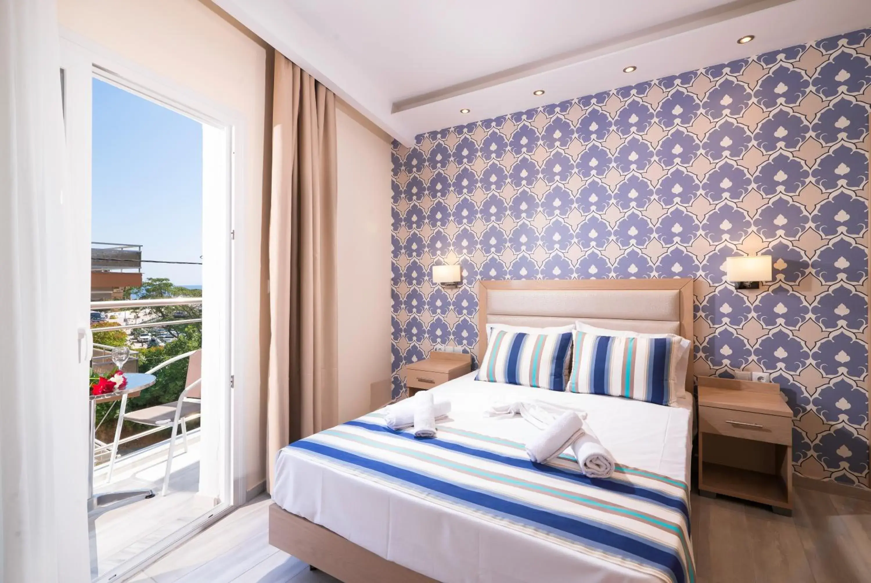 Photo of the whole room, Bed in Star Bay Luxury Photo of the whole room, Bed in Star Bay Luxury