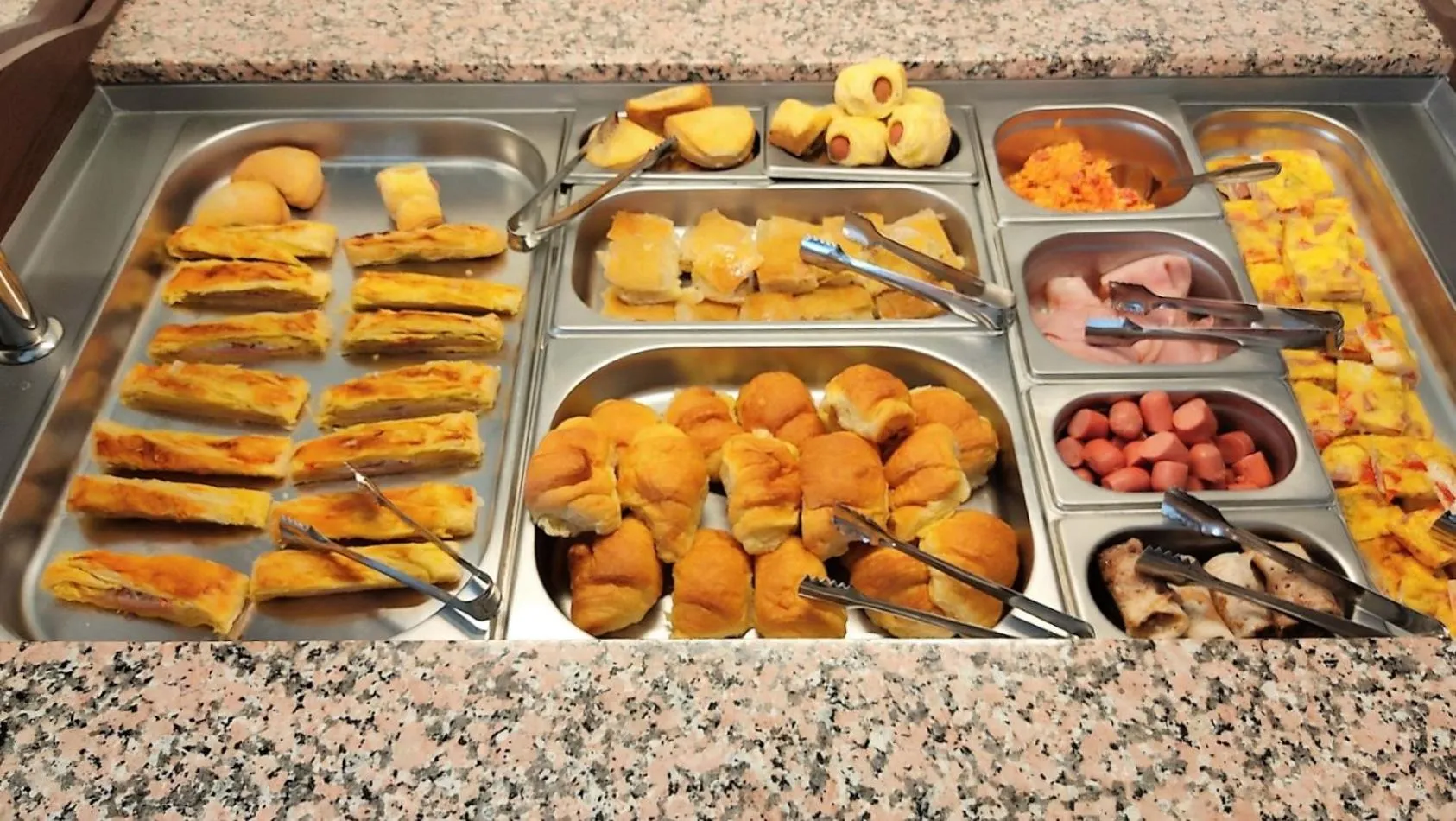 Breakfast in Star Bay Luxury