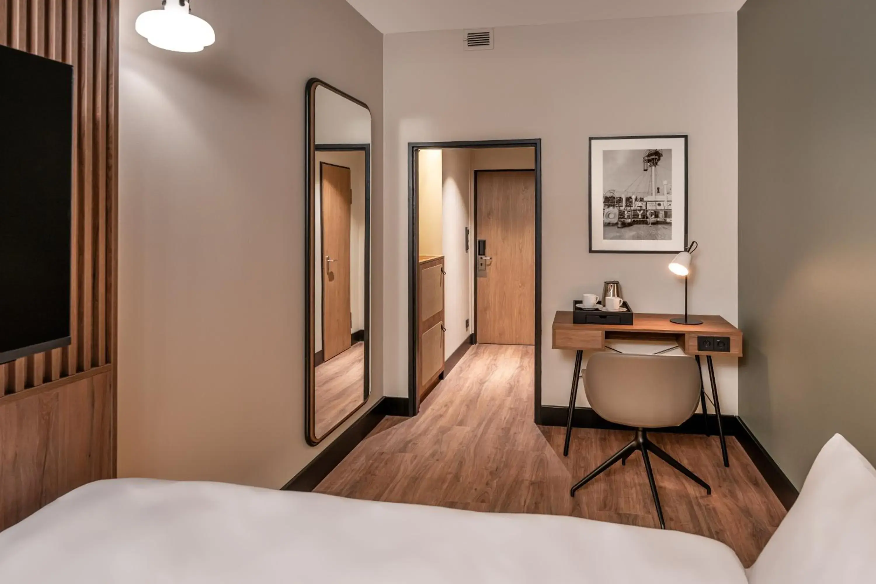 Photo of the whole room, Bed in Hotel Astor Kiel by Campanile Photo of the whole room, Bed in Hotel Astor Kiel by Campanile