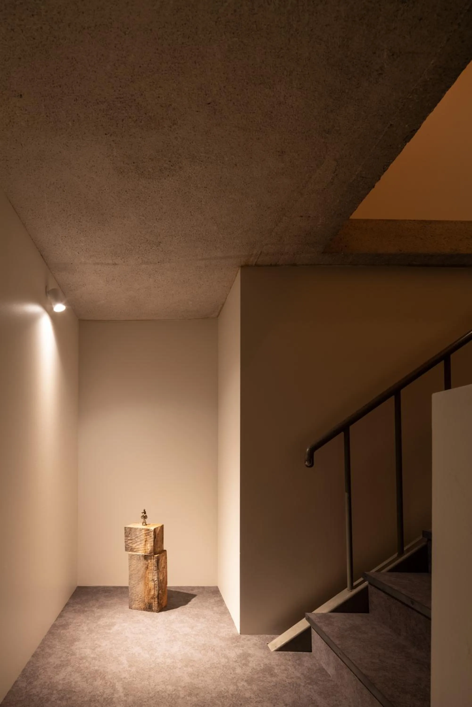 Decorative detail in cup of tea ensemble