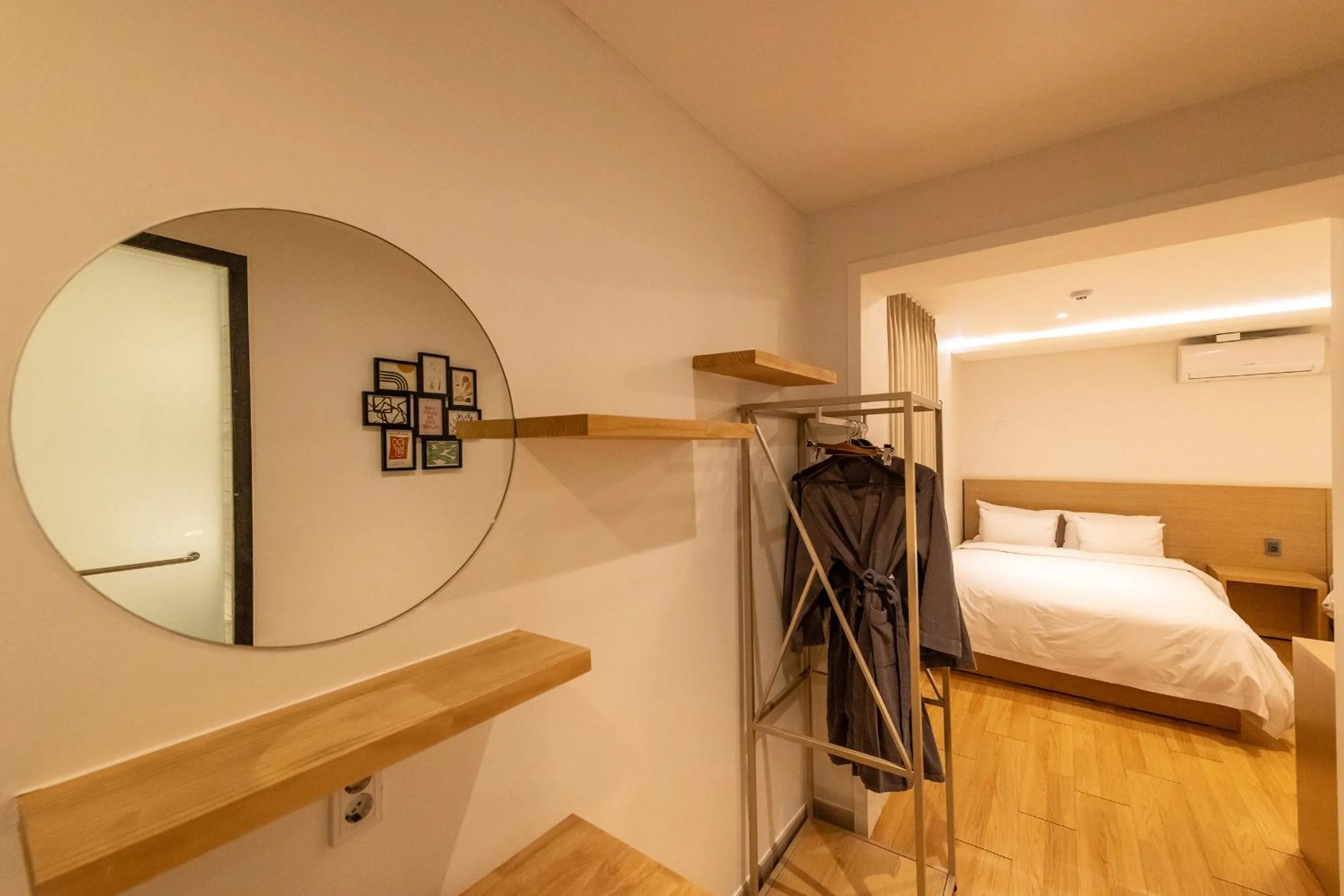 Bed in H Avenue Chuncheon