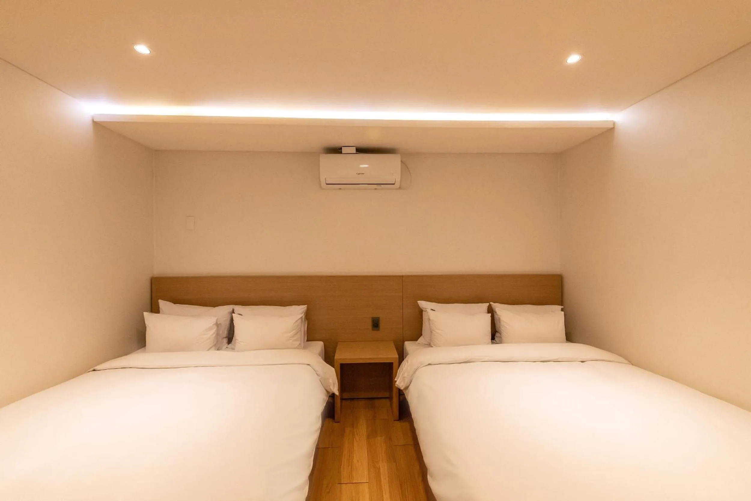 Bed in H Avenue Chuncheon