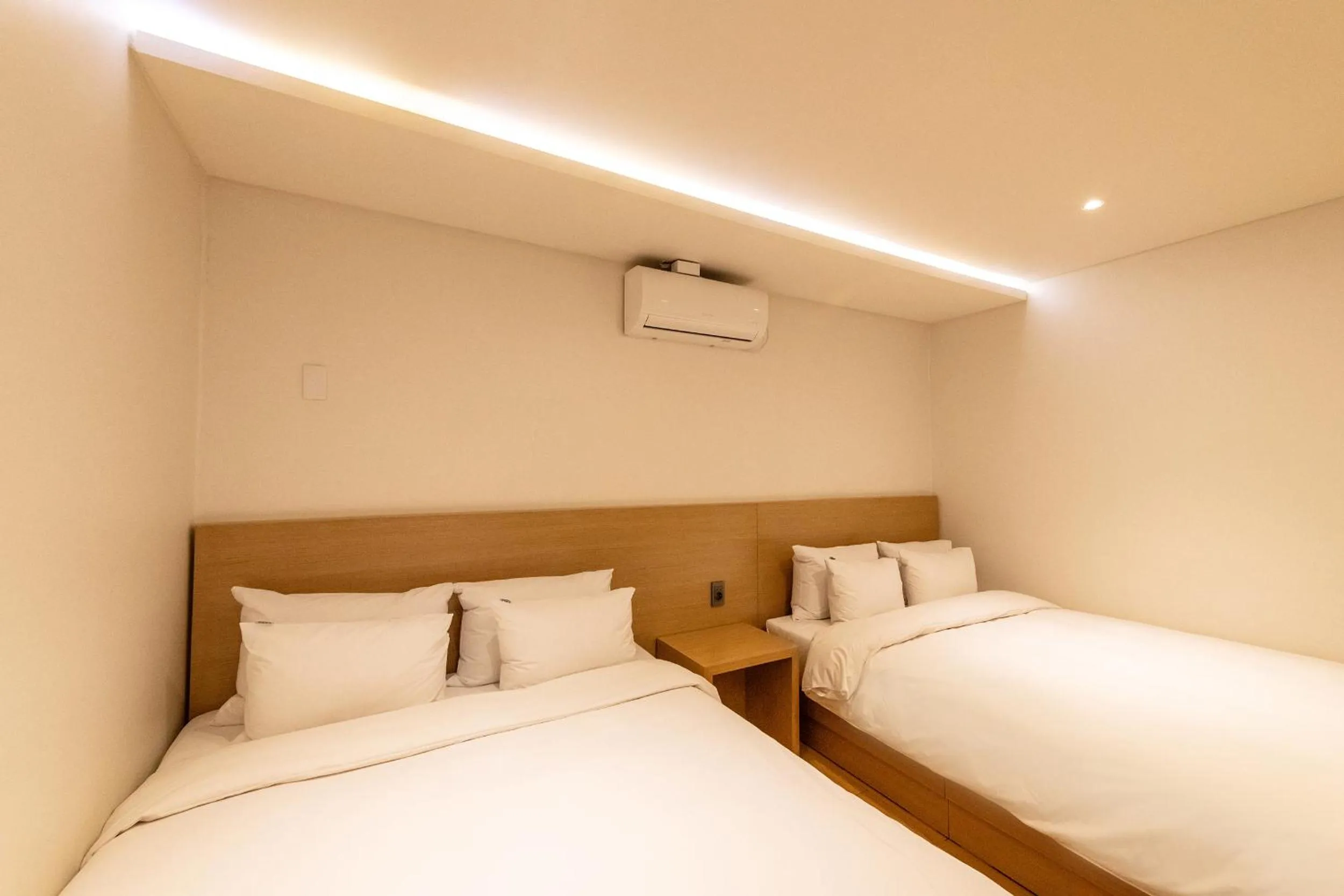 Bed in H Avenue Chuncheon