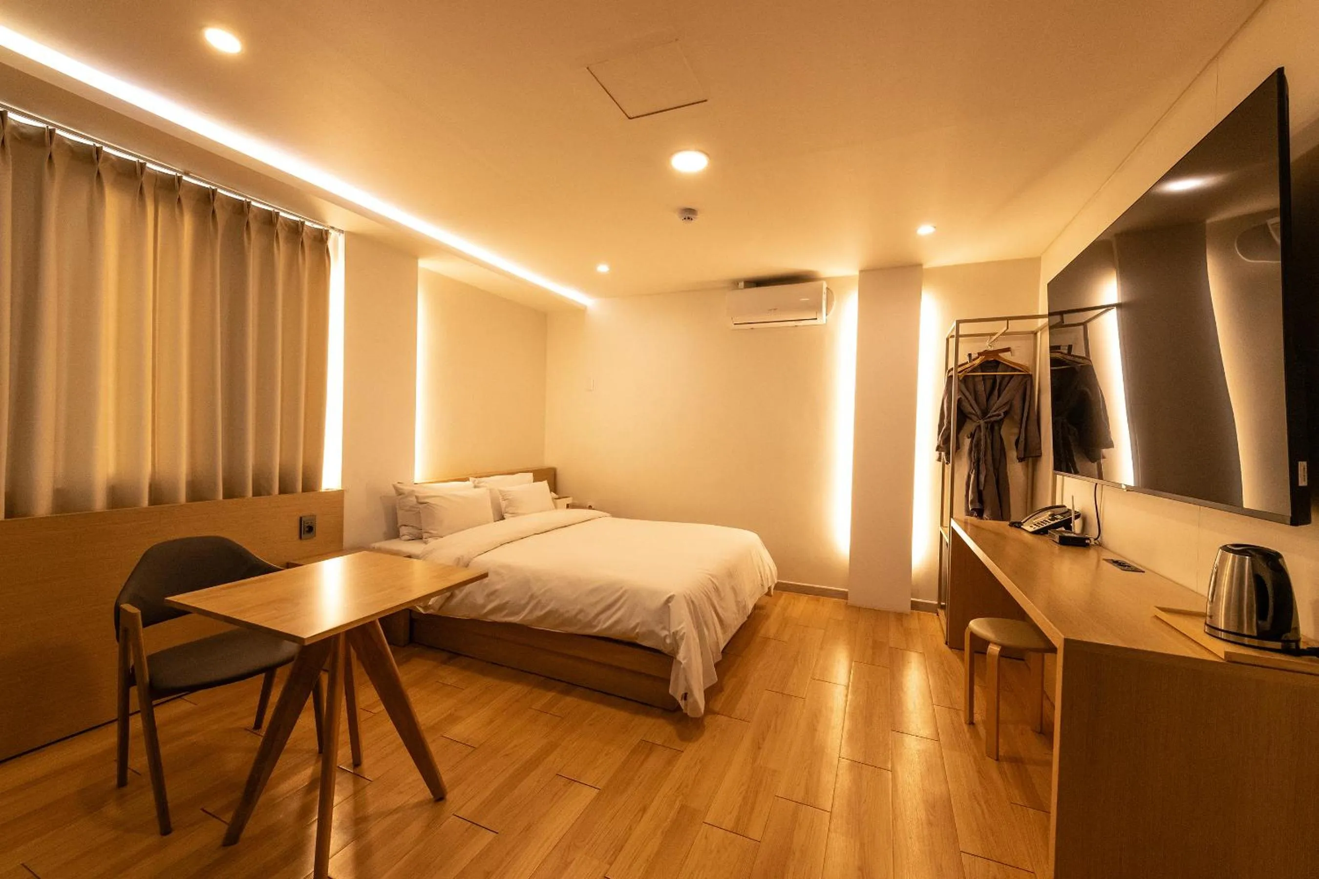 Bed in H Avenue Chuncheon