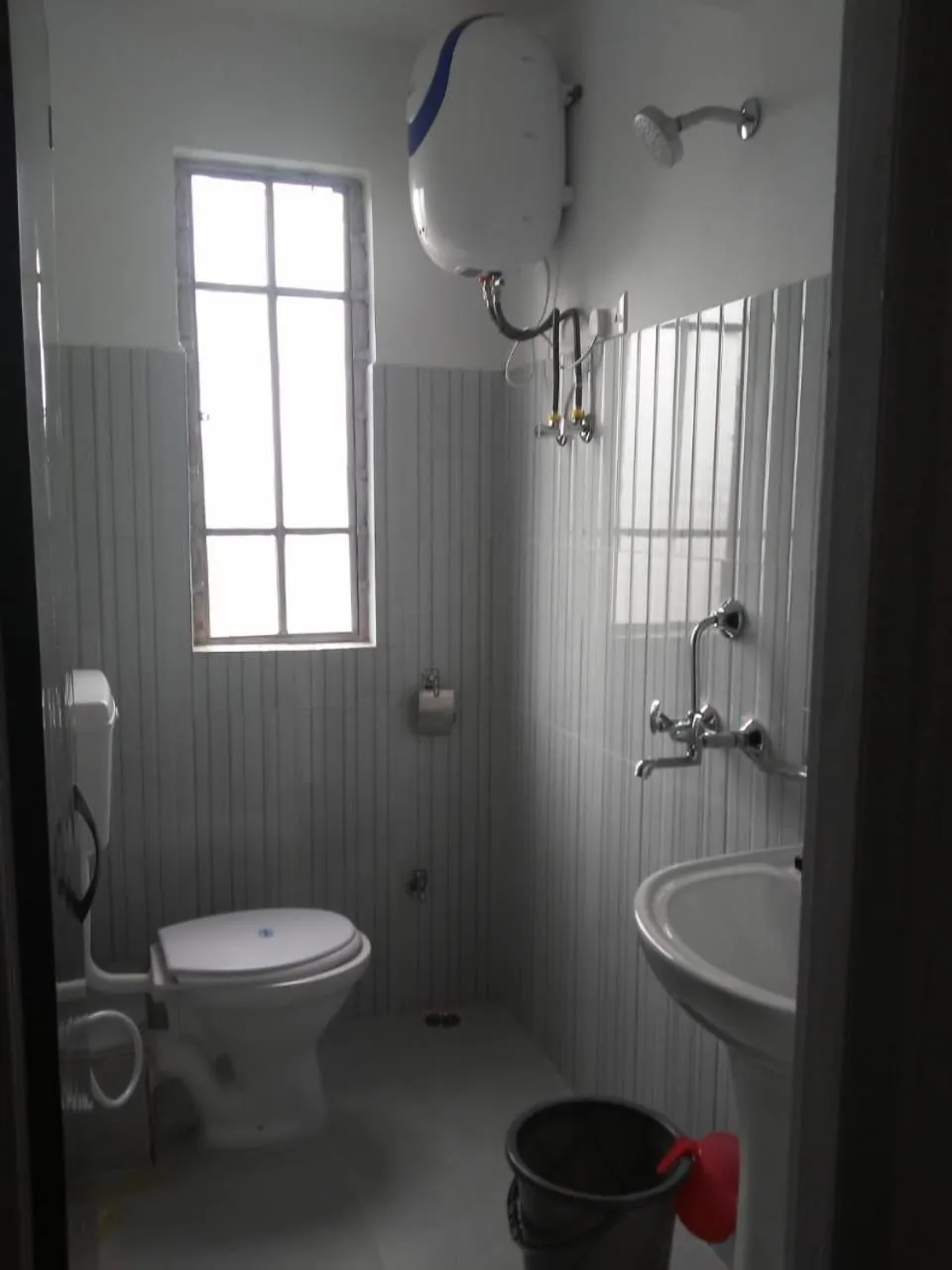 Bathroom in Vamoose Den