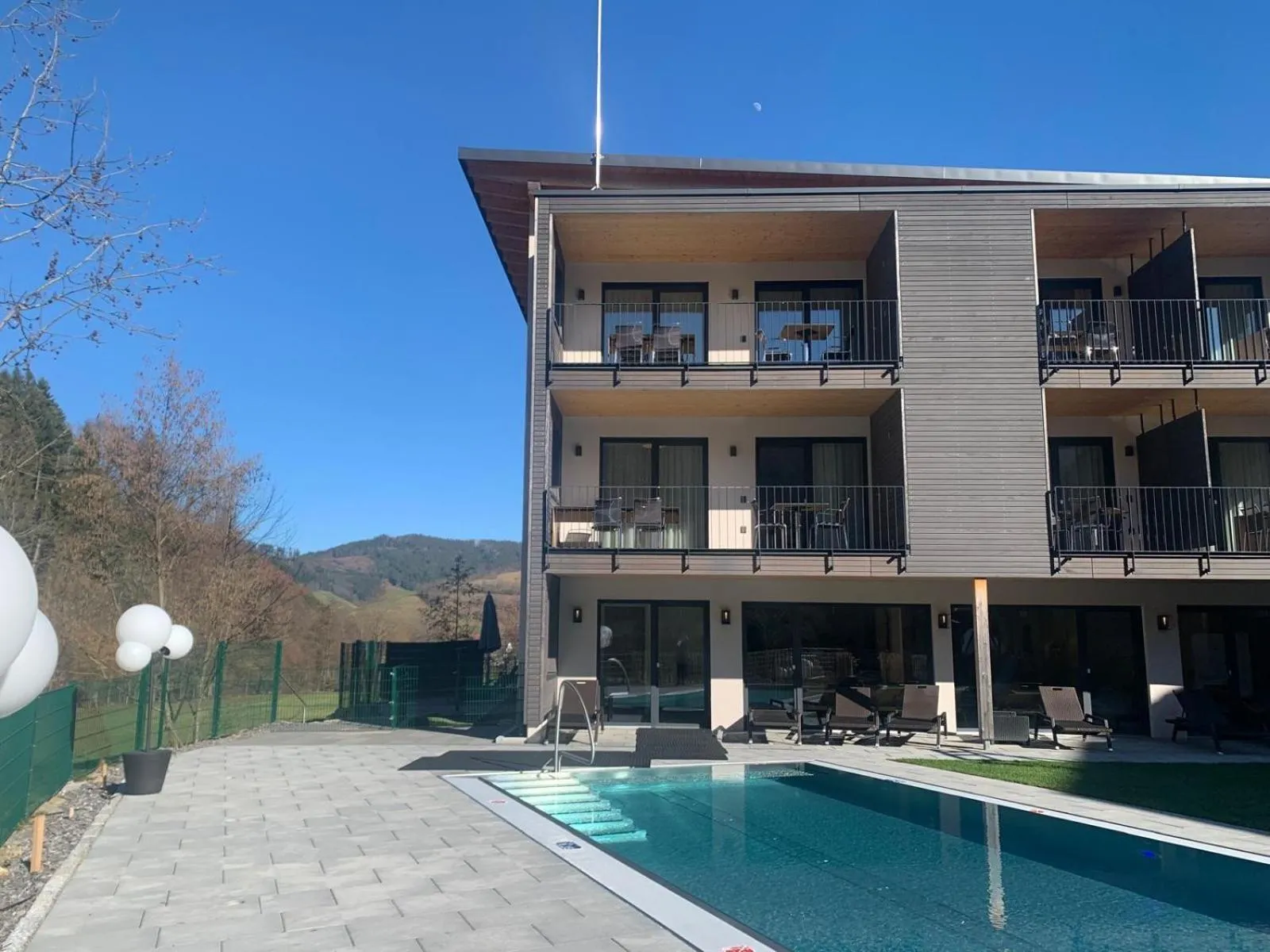 Pool view in Goldener Adler Oberried - Hotel & Appartements