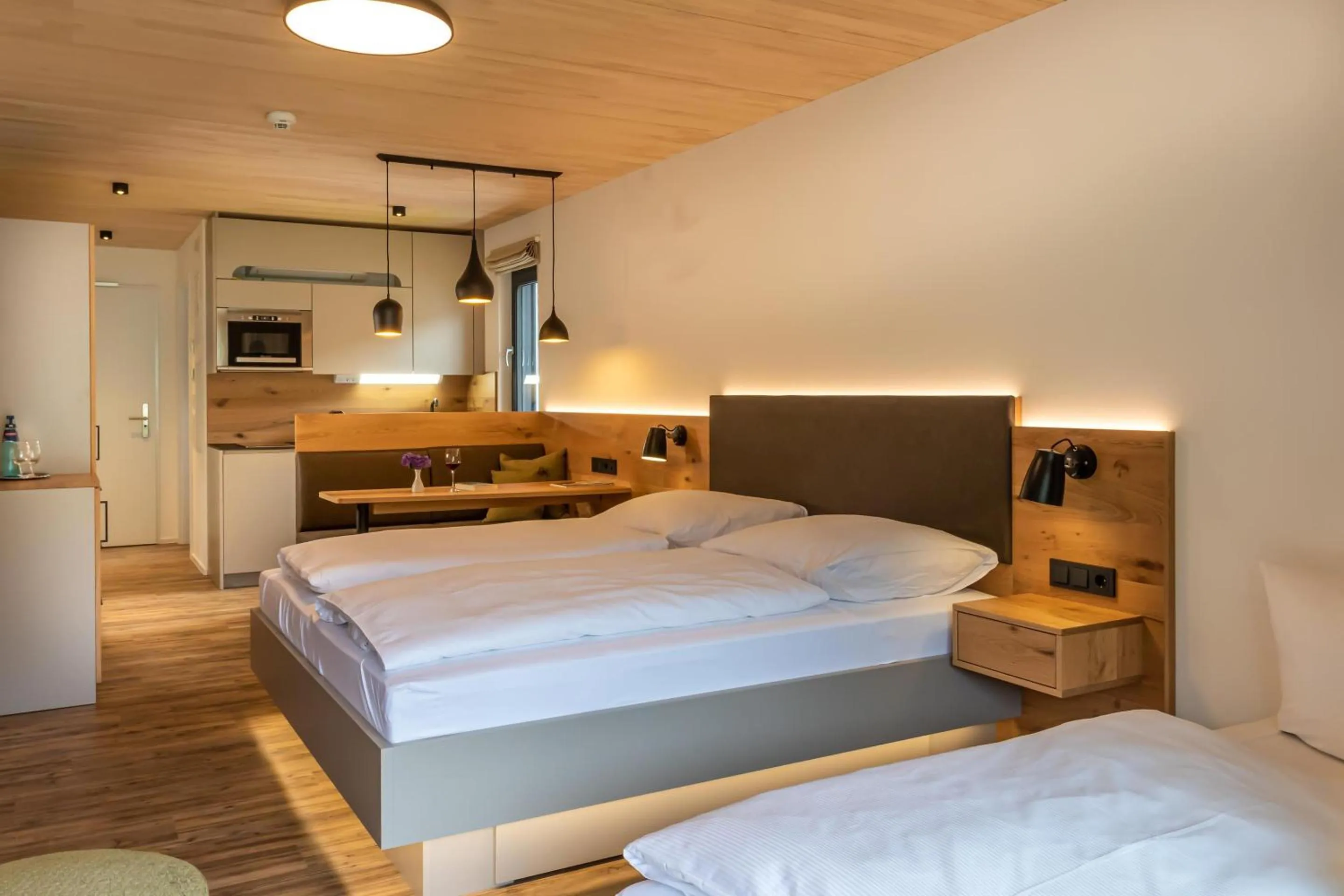 Staff, Bed in Goldener Adler Oberried - Hotel & Appartements