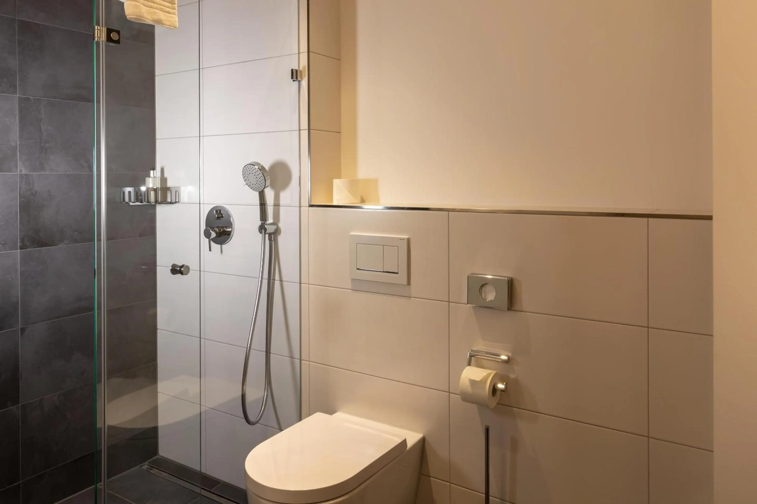 Bathroom in Goldener Adler Oberried - Hotel & Appartements