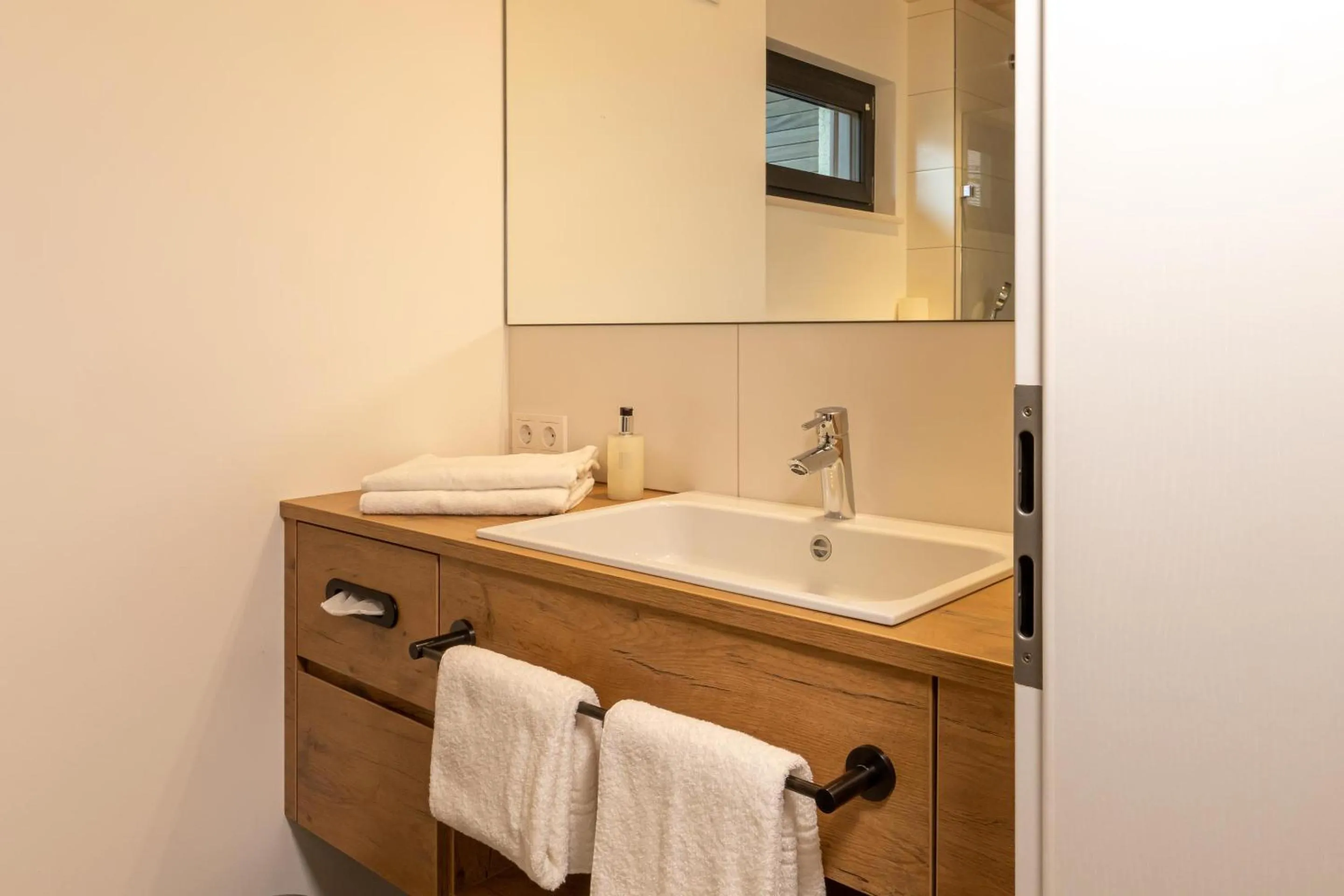 Bathroom in Goldener Adler Oberried - Hotel & Appartements