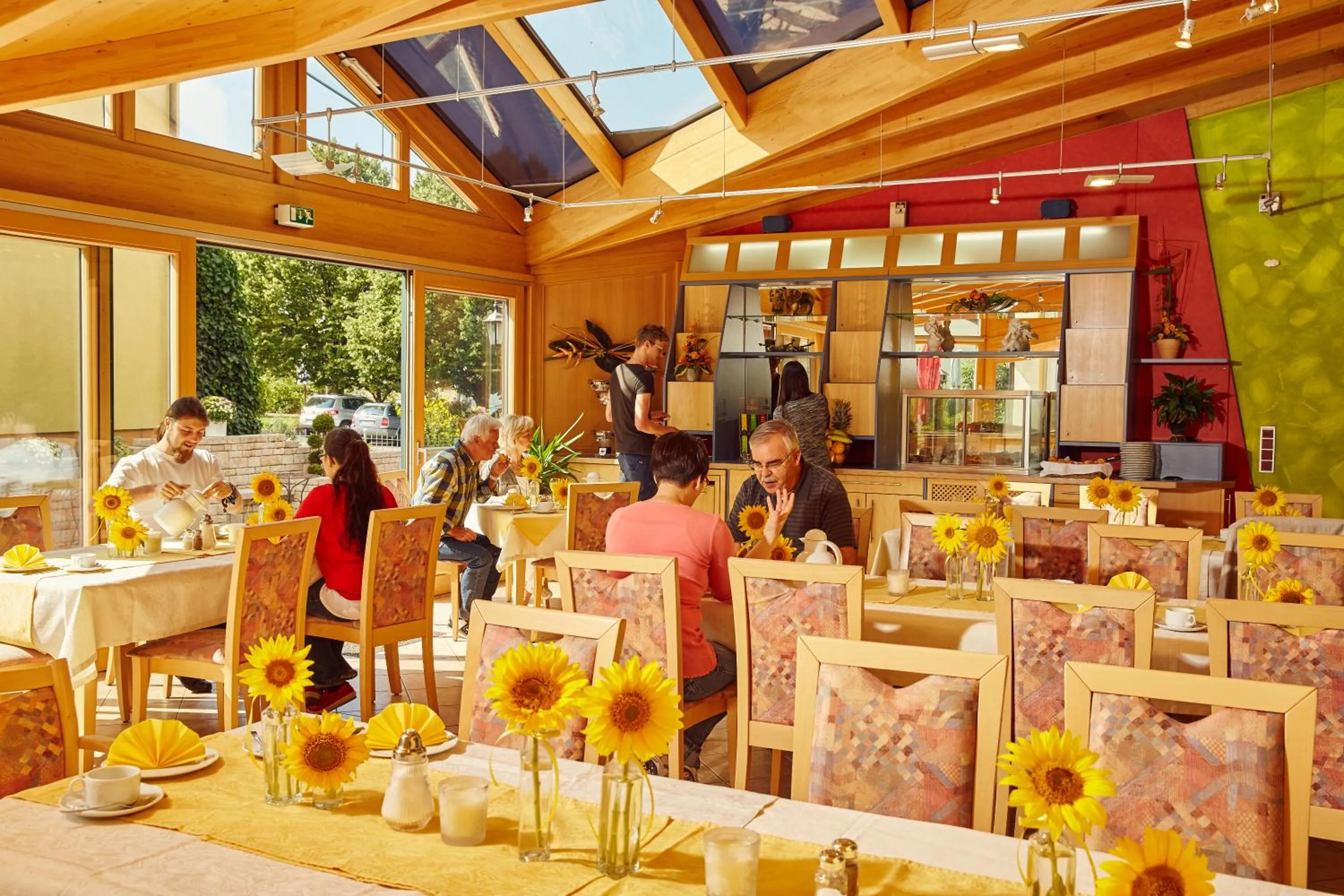 Restaurant/places to eat in Hotel Schloßberg