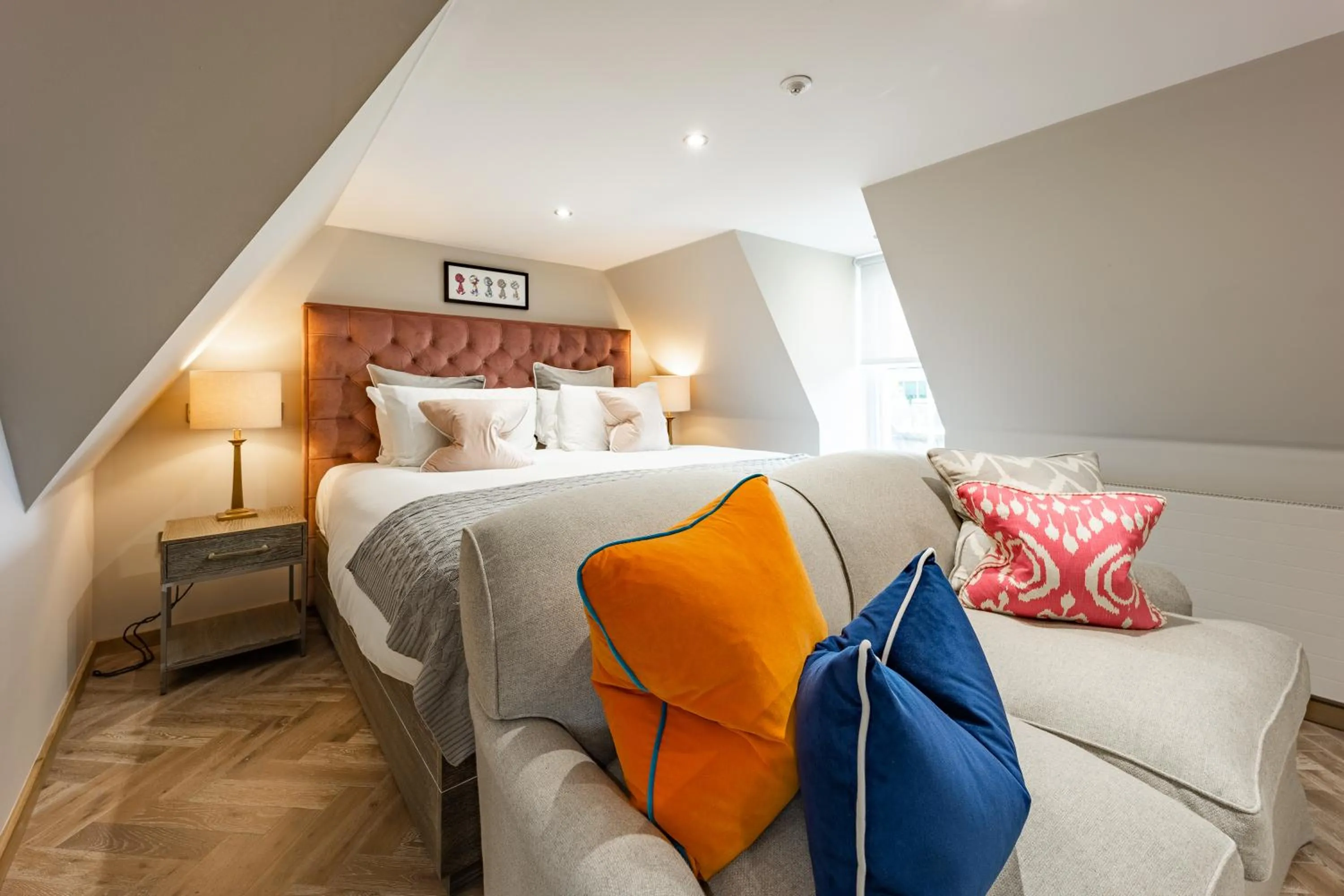 Seating area, Bed in No1 Apartments & Bedrooms St Andrews - St Mary's