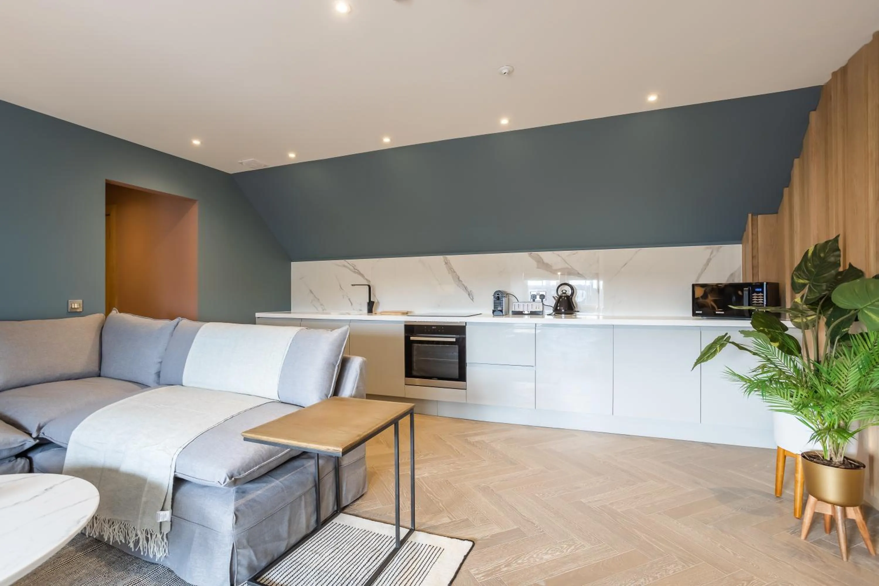 Kitchen or kitchenette in No1 Apartments & Bedrooms St Andrews - St Mary's