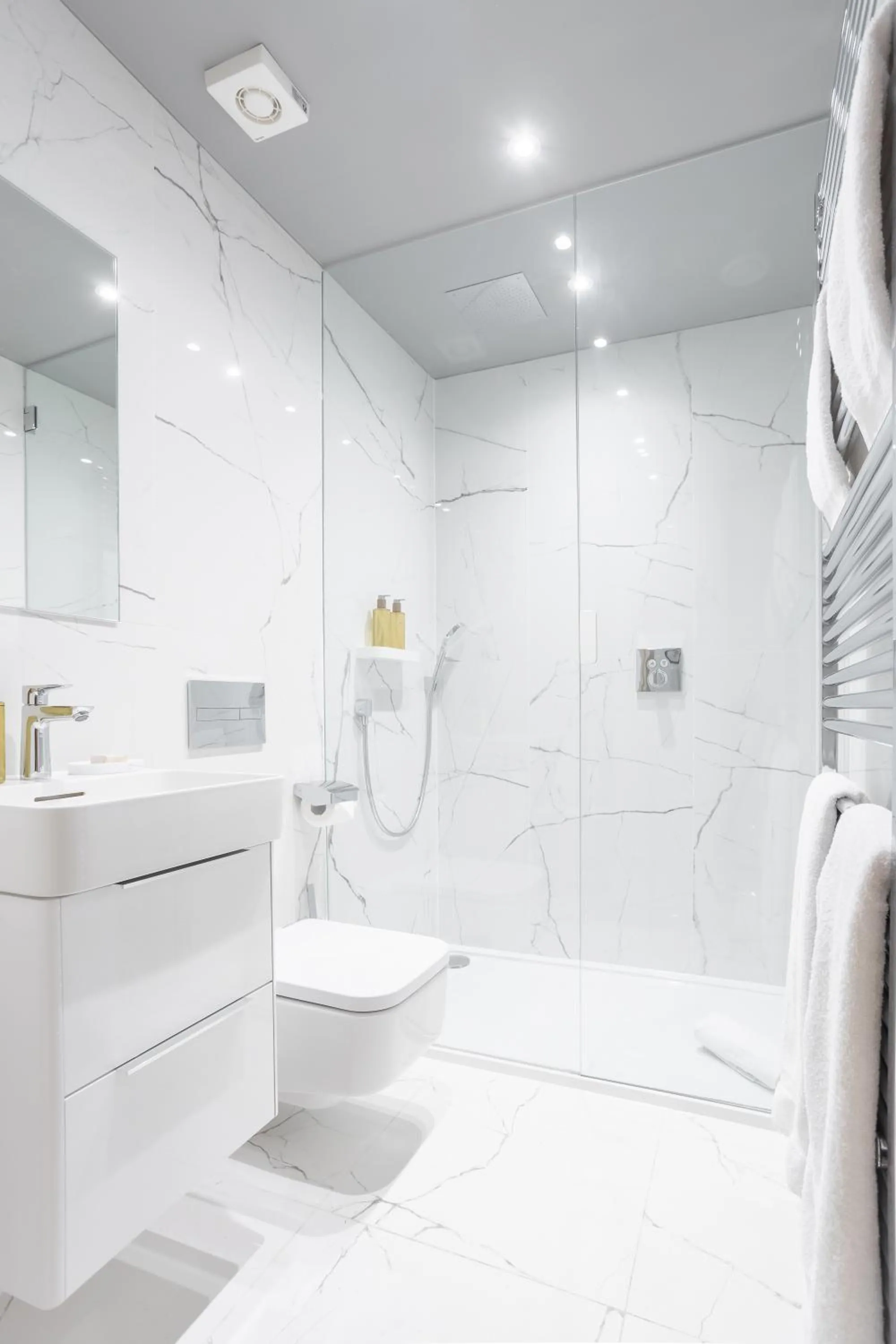 Bathroom in No1 Apartments & Bedrooms St Andrews - St Mary's