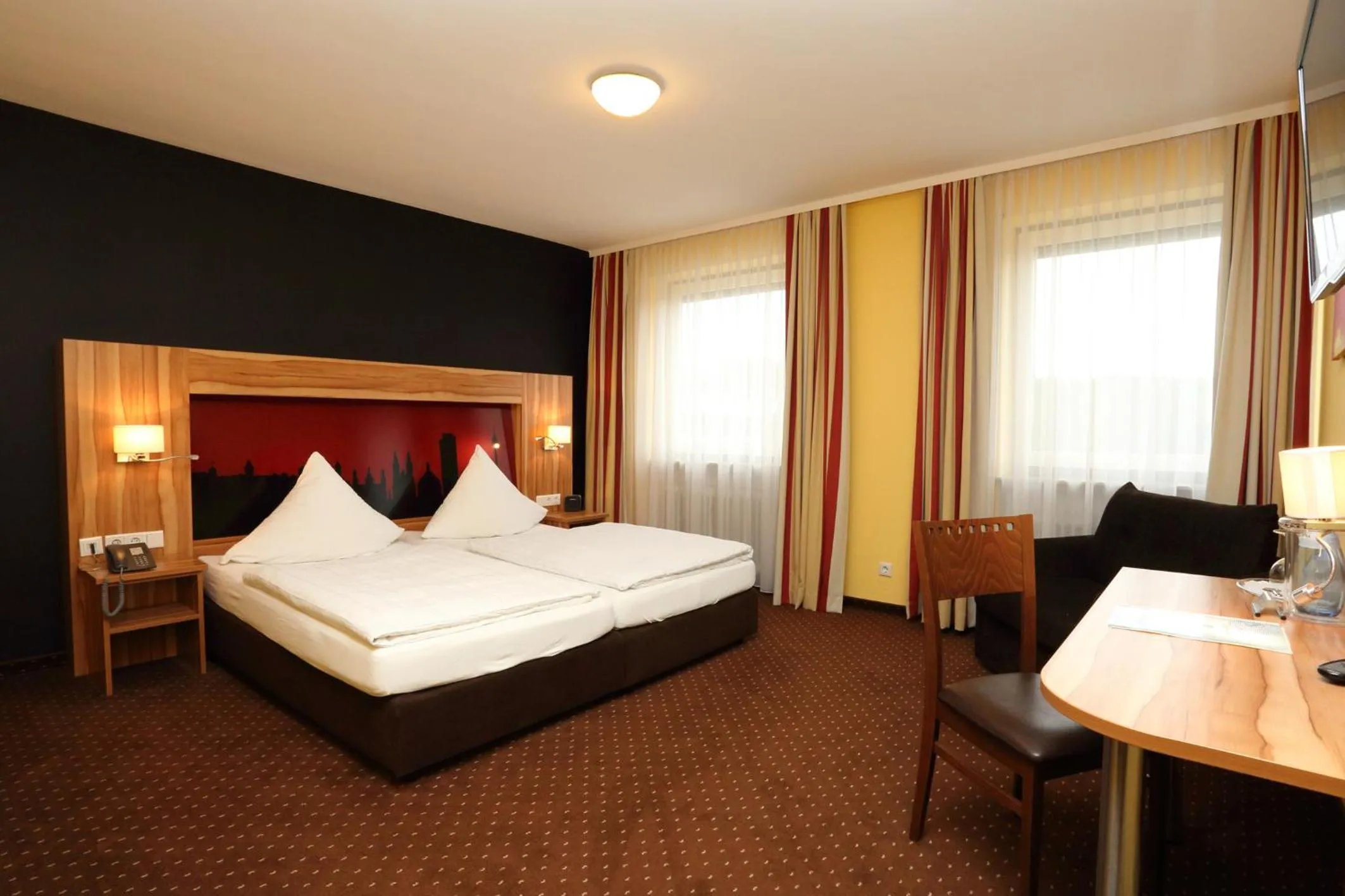 Photo of the whole room, Bed in Hotel Silberhorn