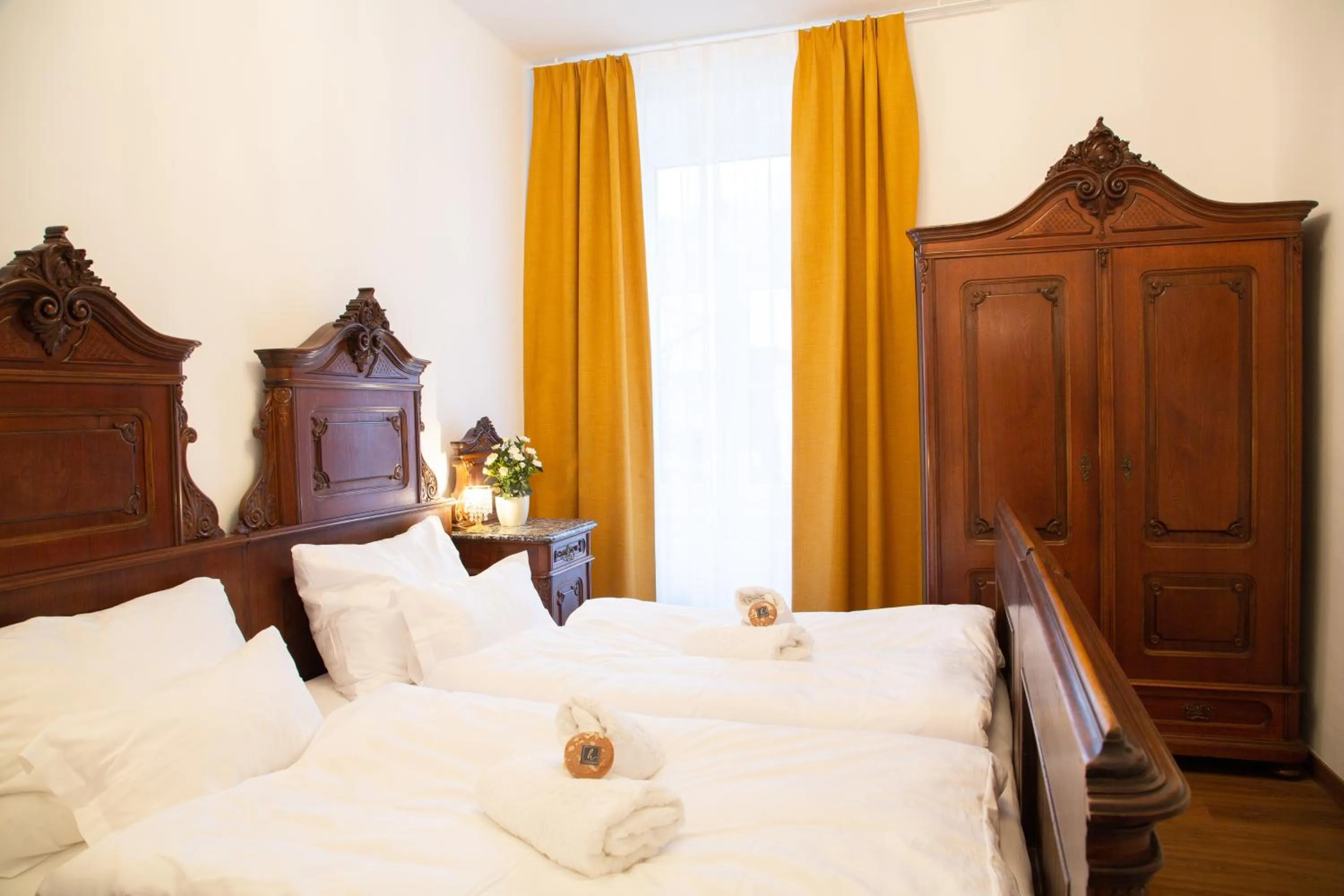 Bed in Heritage Boutique Apartments Bad Ischl