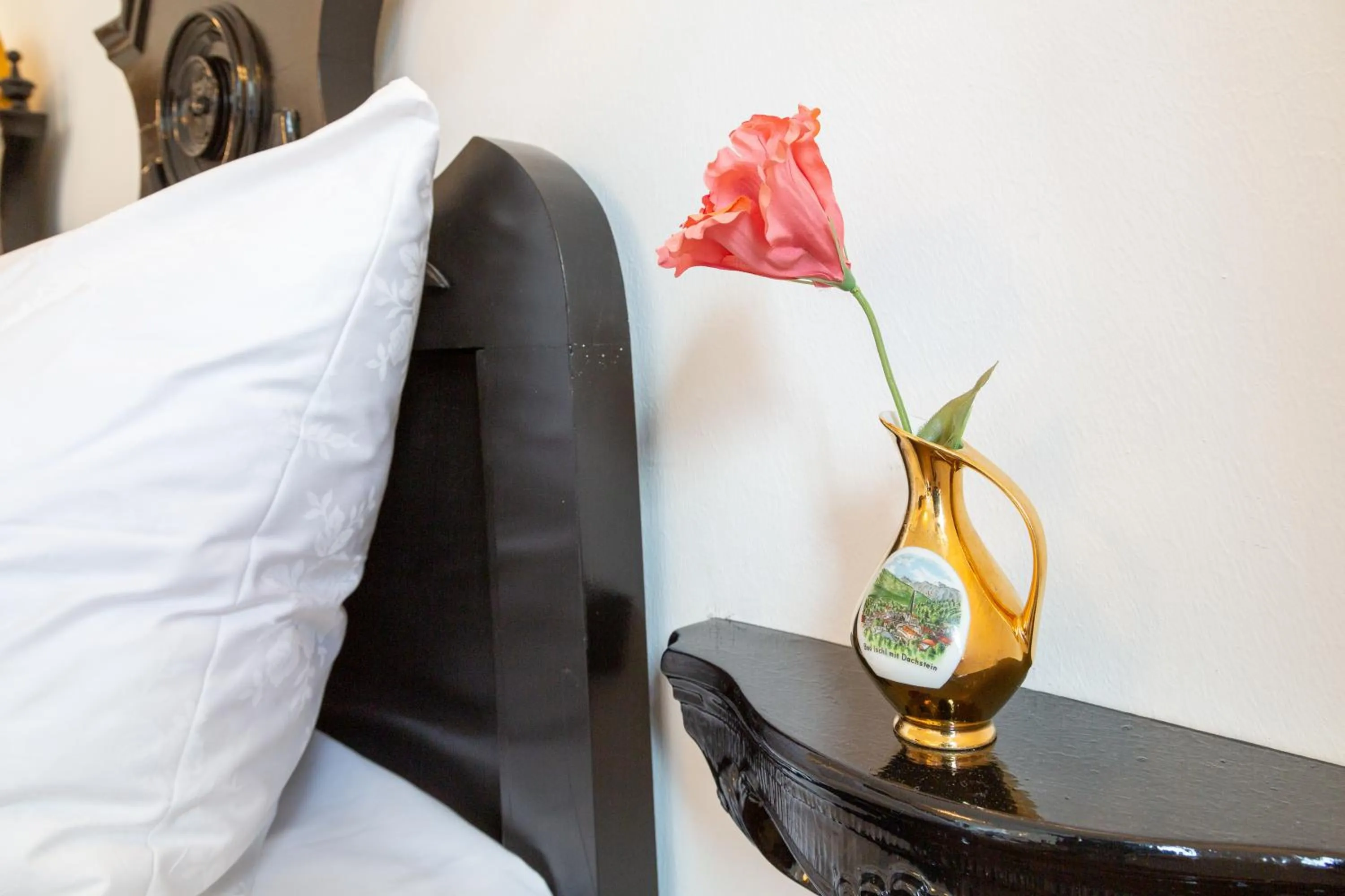 Bed in Heritage Boutique Apartments Bad Ischl