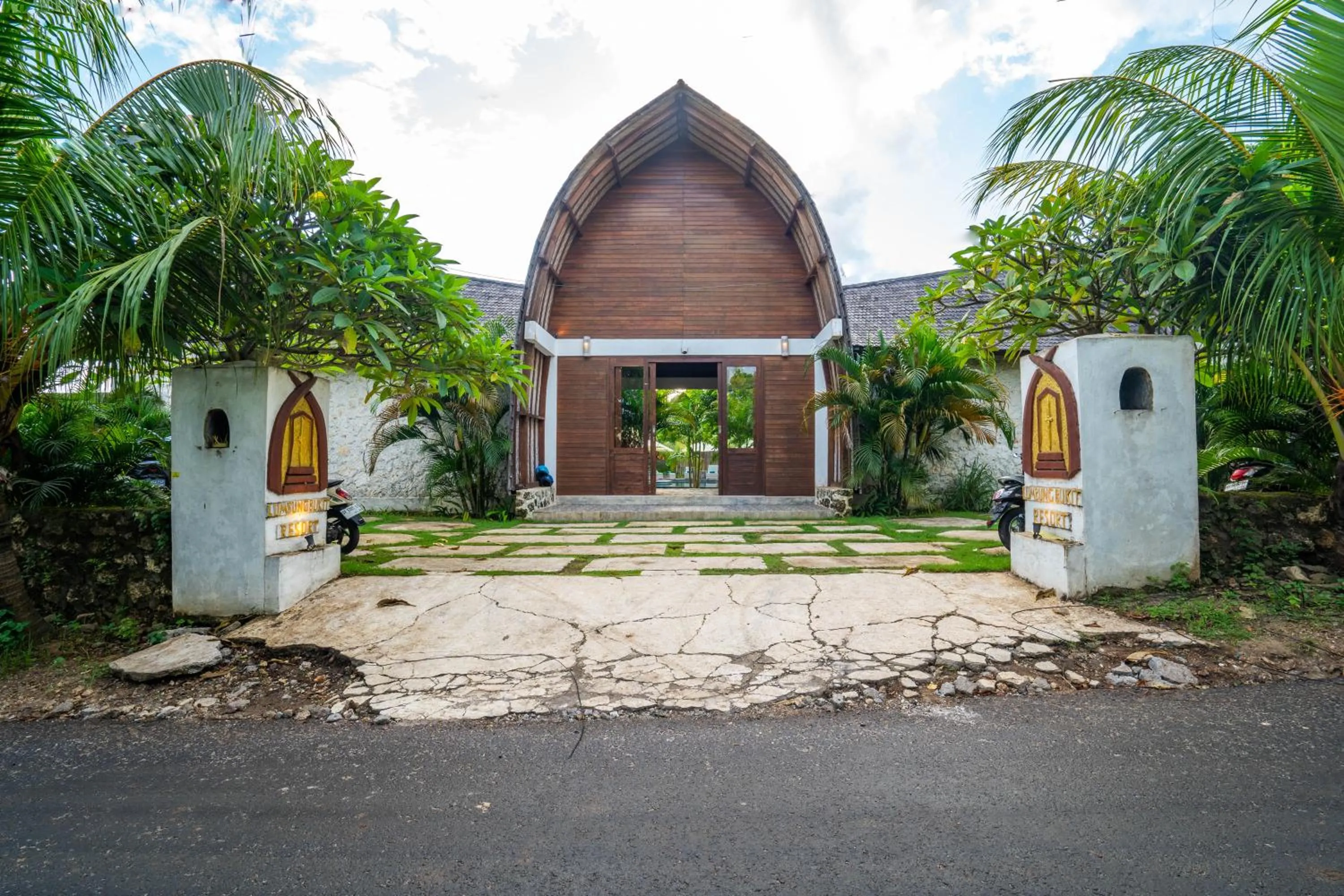 Lumbung Bukit Resort Uluwatu