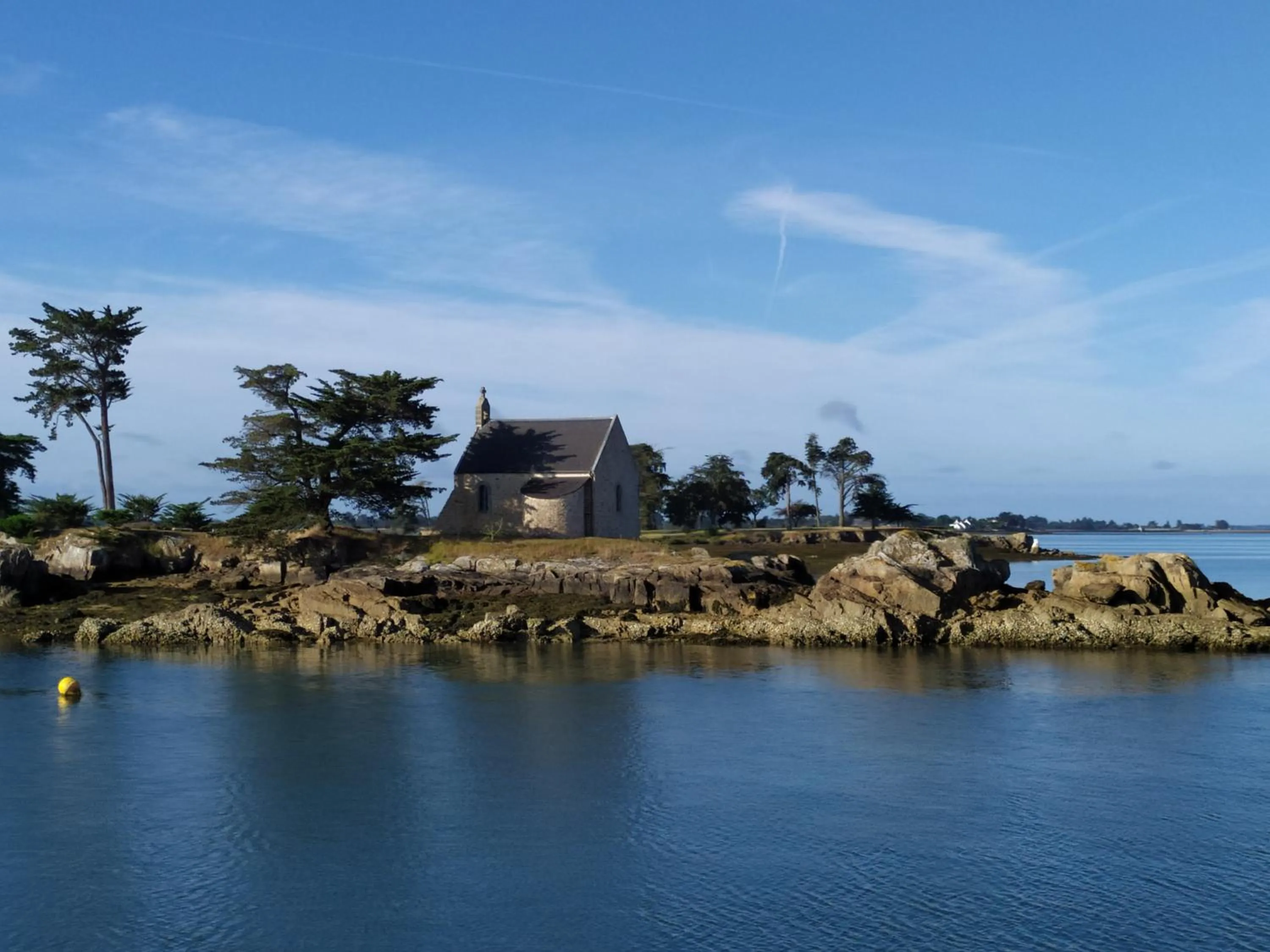 Nearby landmark in La Bisquine