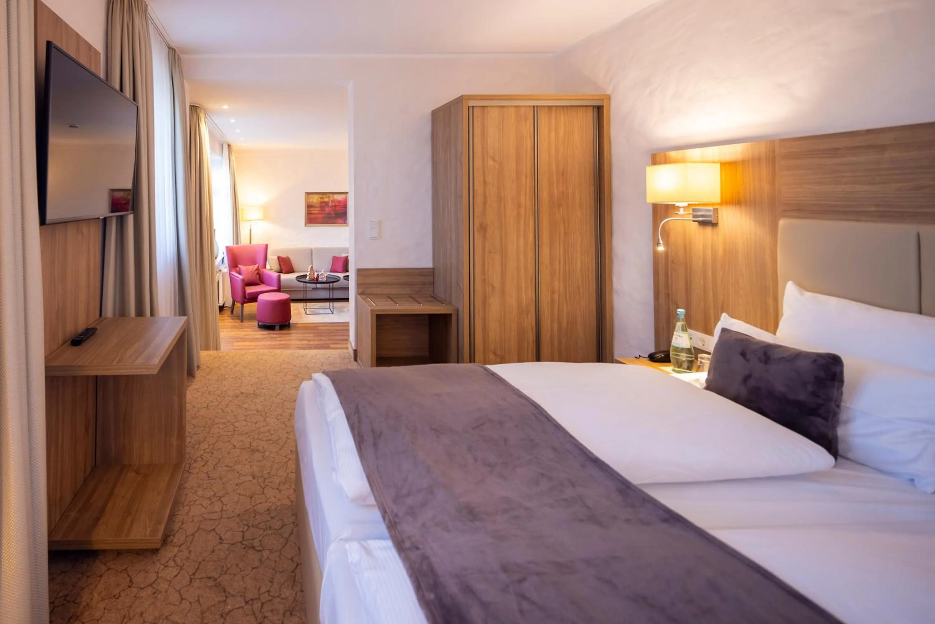 Bedroom, Bed in Parkhotel Hohenfeld Münster