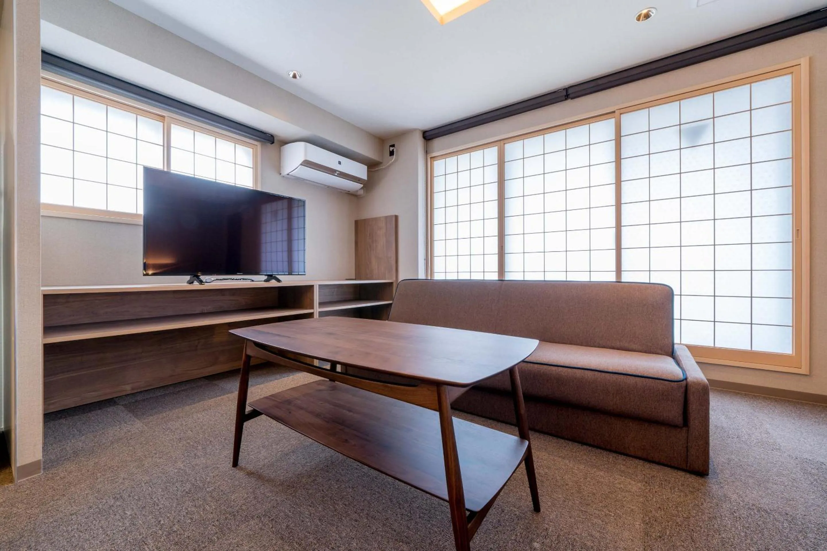 TV and multimedia in RESI STAY Hotel Sun Chlorella