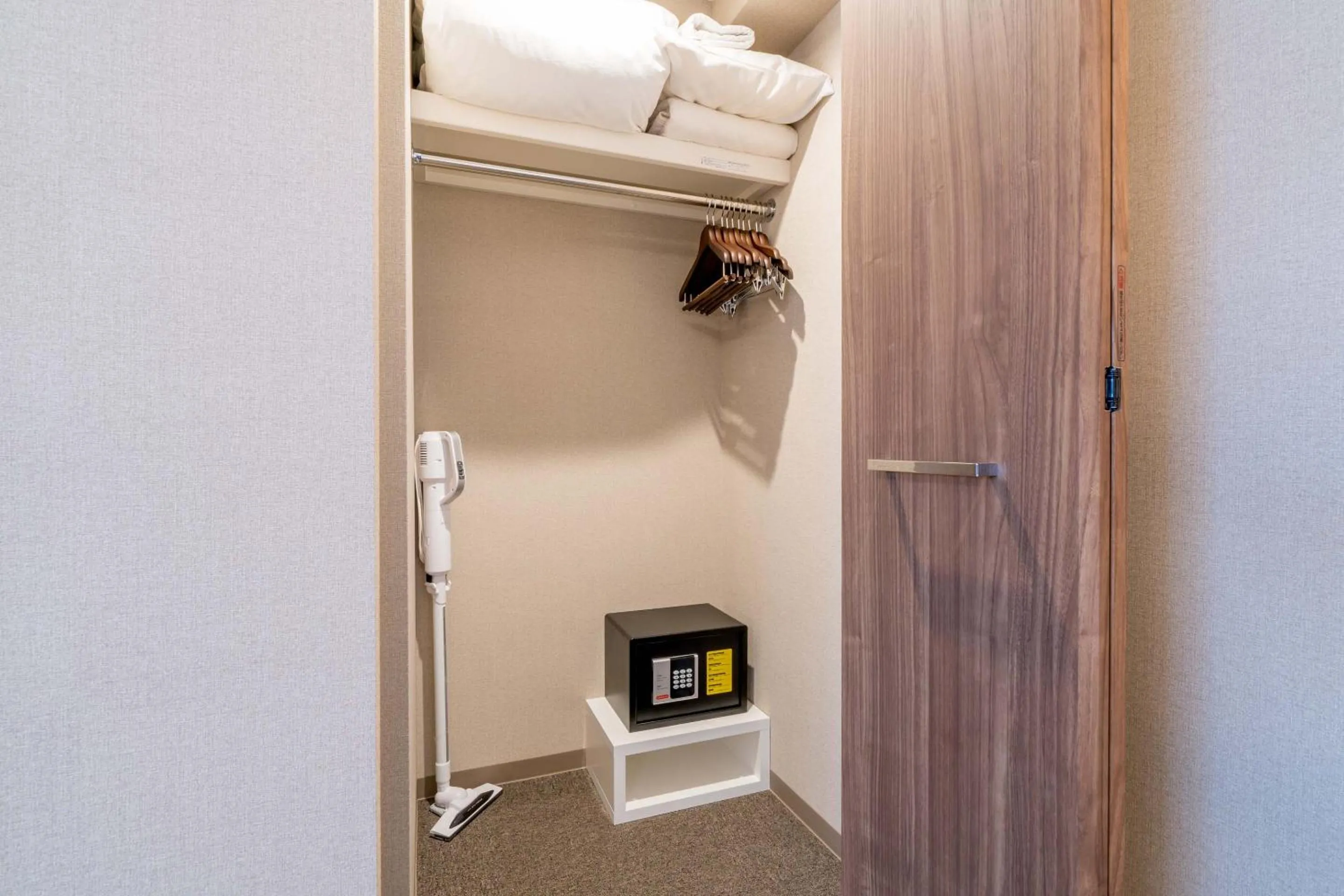 safe in RESI STAY Hotel Sun Chlorella