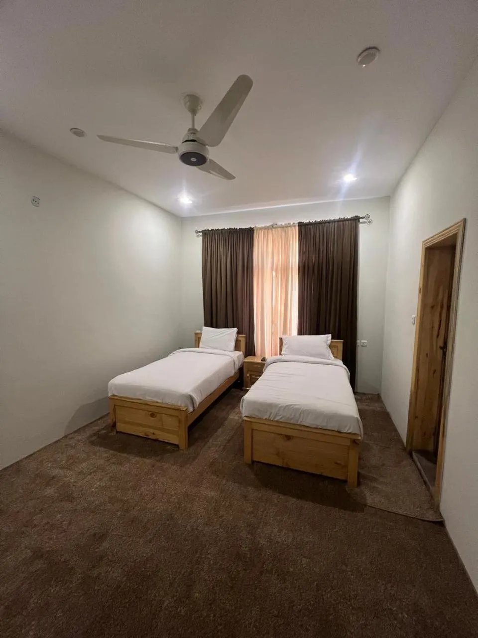 Bed in ISLE OF HIGHLAND TOURS Guest House