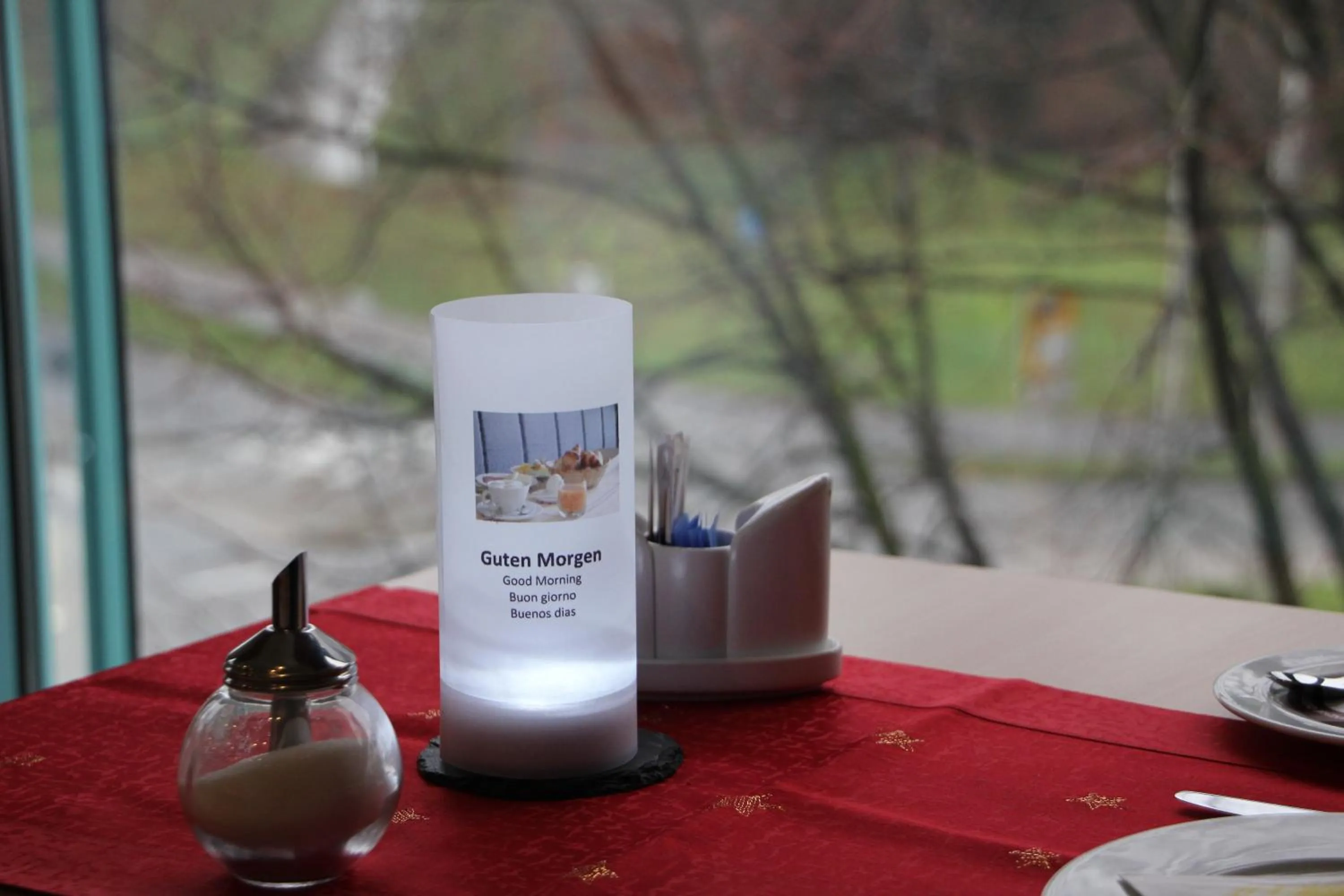 Restaurant/places to eat in Hotel Ifen