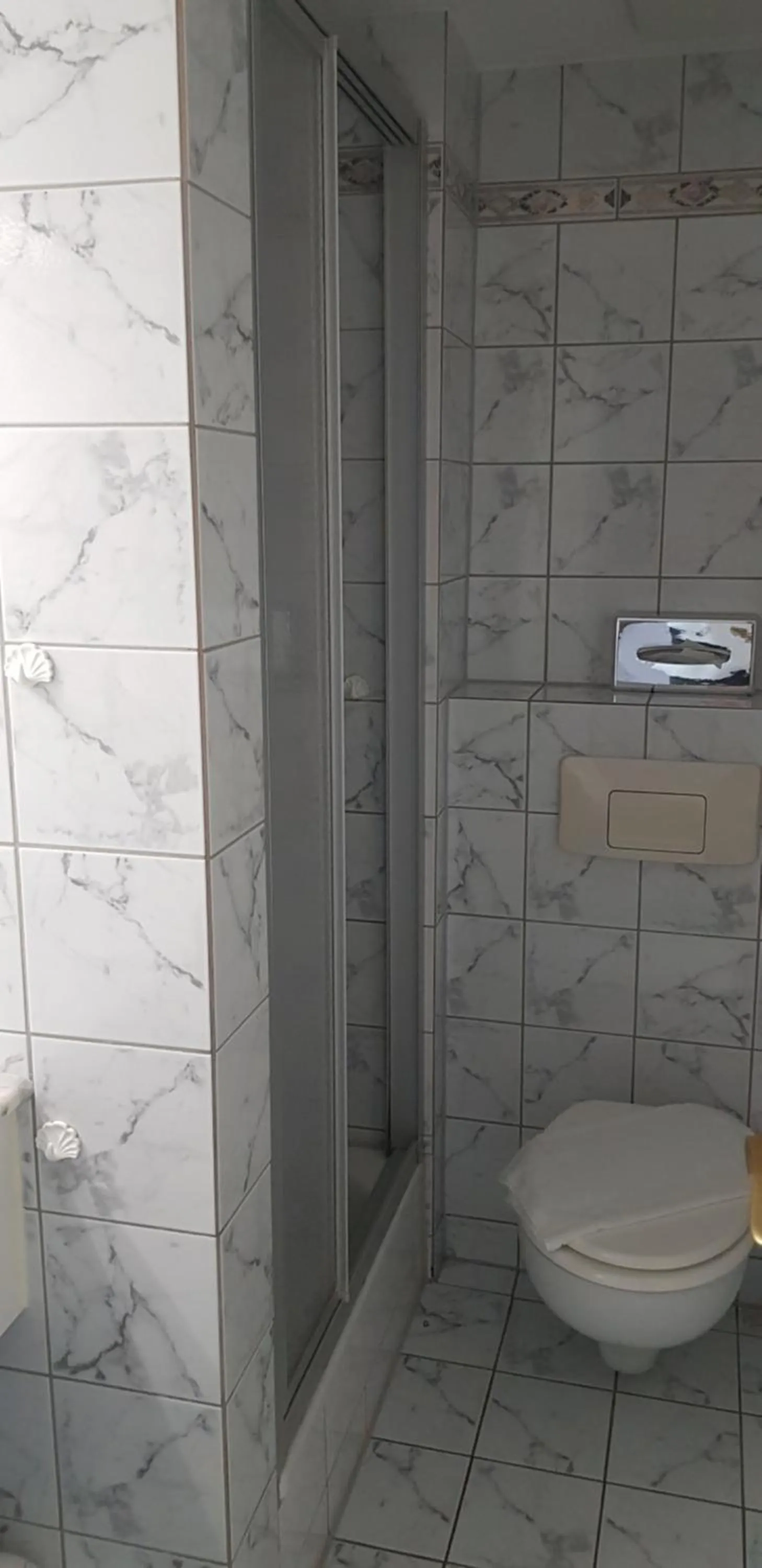 Toilet in Hotel Novostar