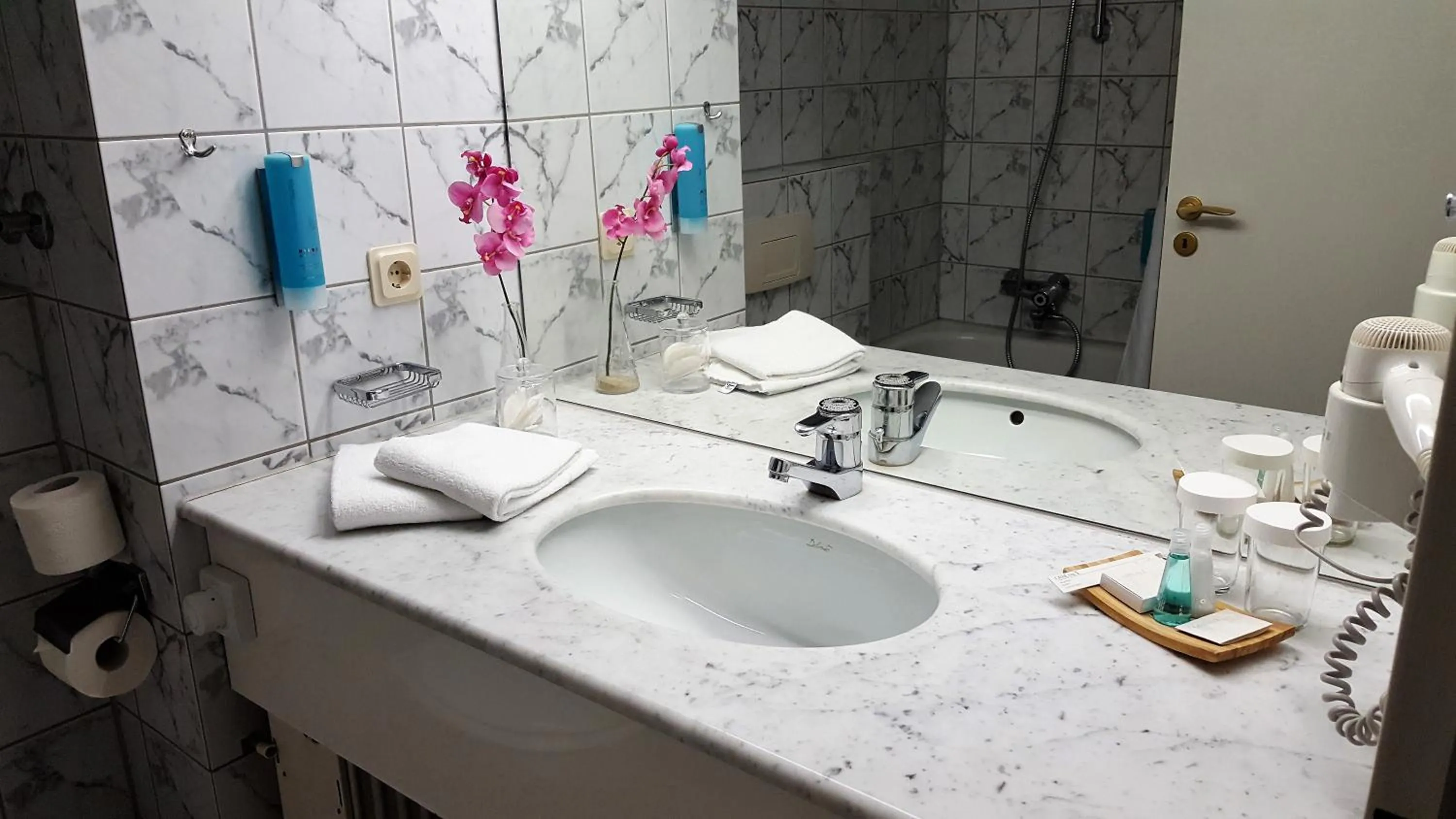 Bathroom in Hotel Novostar