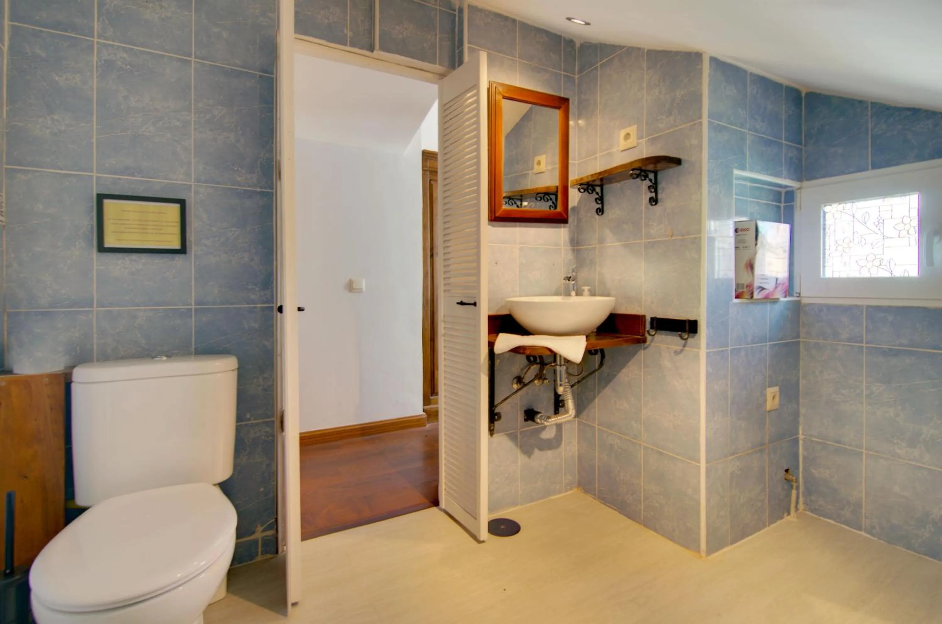 Bathroom in AlmenaraLove El Mirador