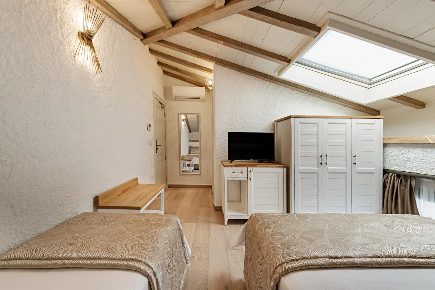 Bedroom, Bed in Atrium Taş Otel