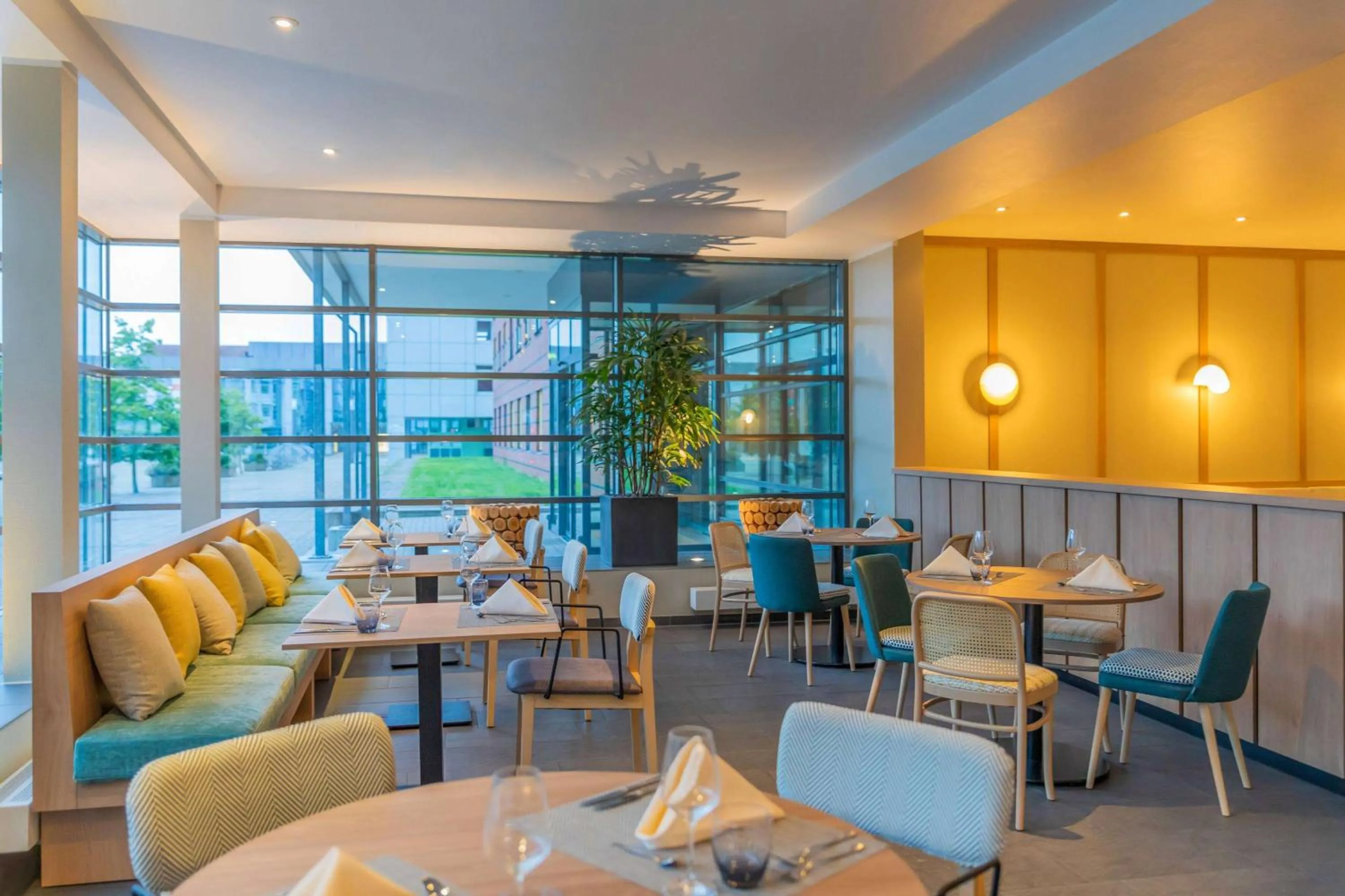 Restaurant/places to eat in Hotel Münster Kongresscenter affiliated by Meliá