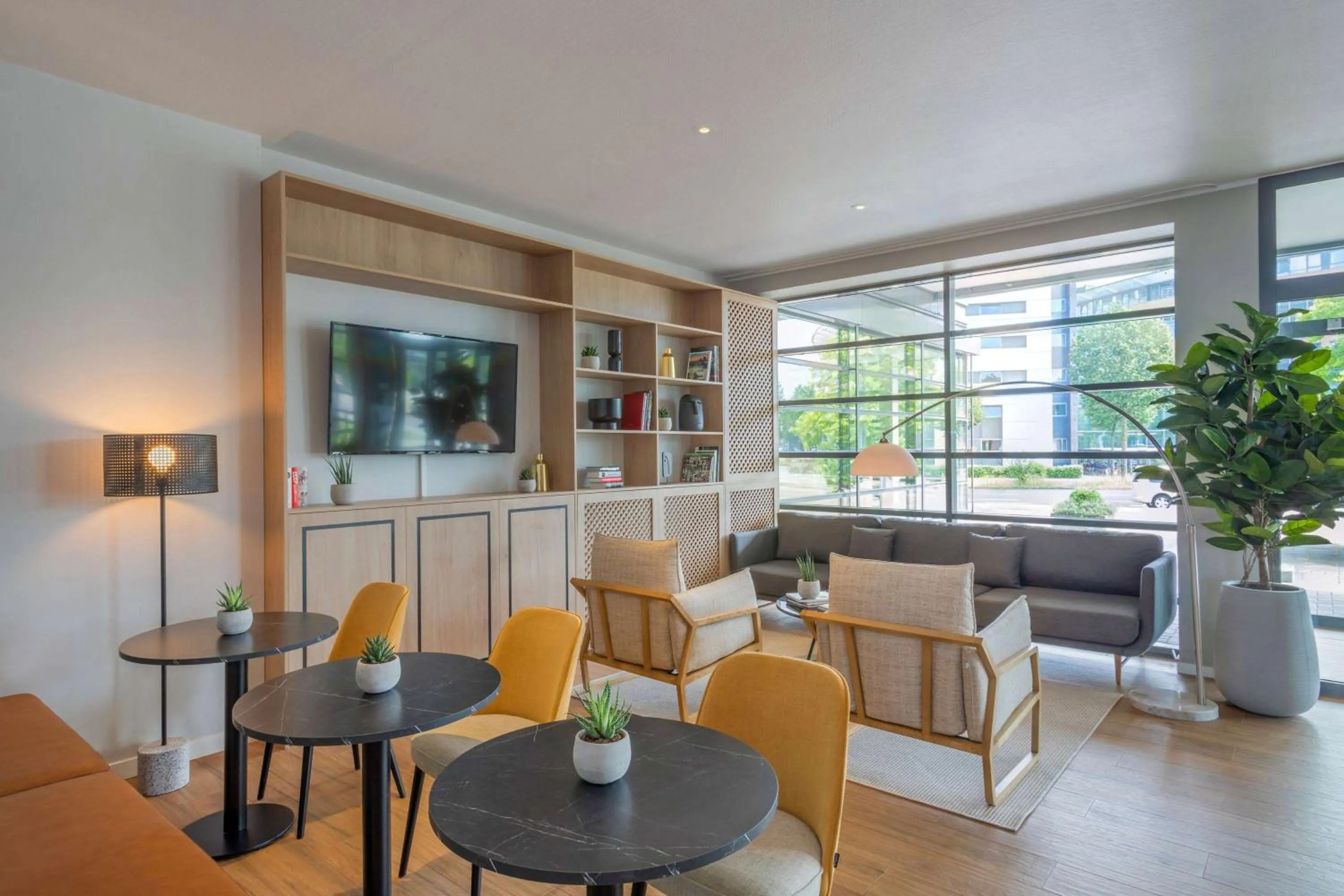 Restaurant/places to eat in Hotel Münster Kongresscenter affiliated by Meliá