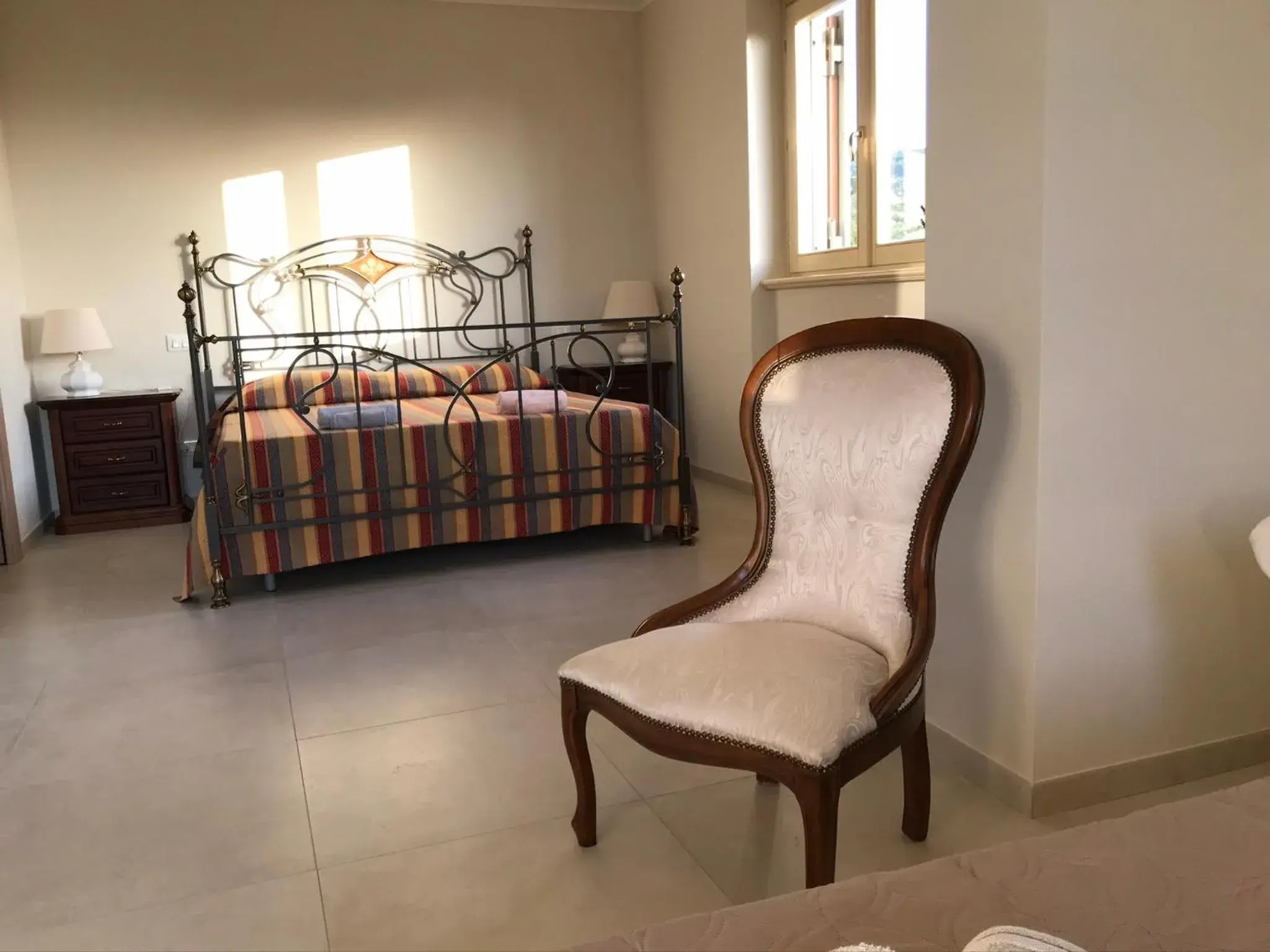 Triple Room in B&B Bee Triple Room in B&B Bee