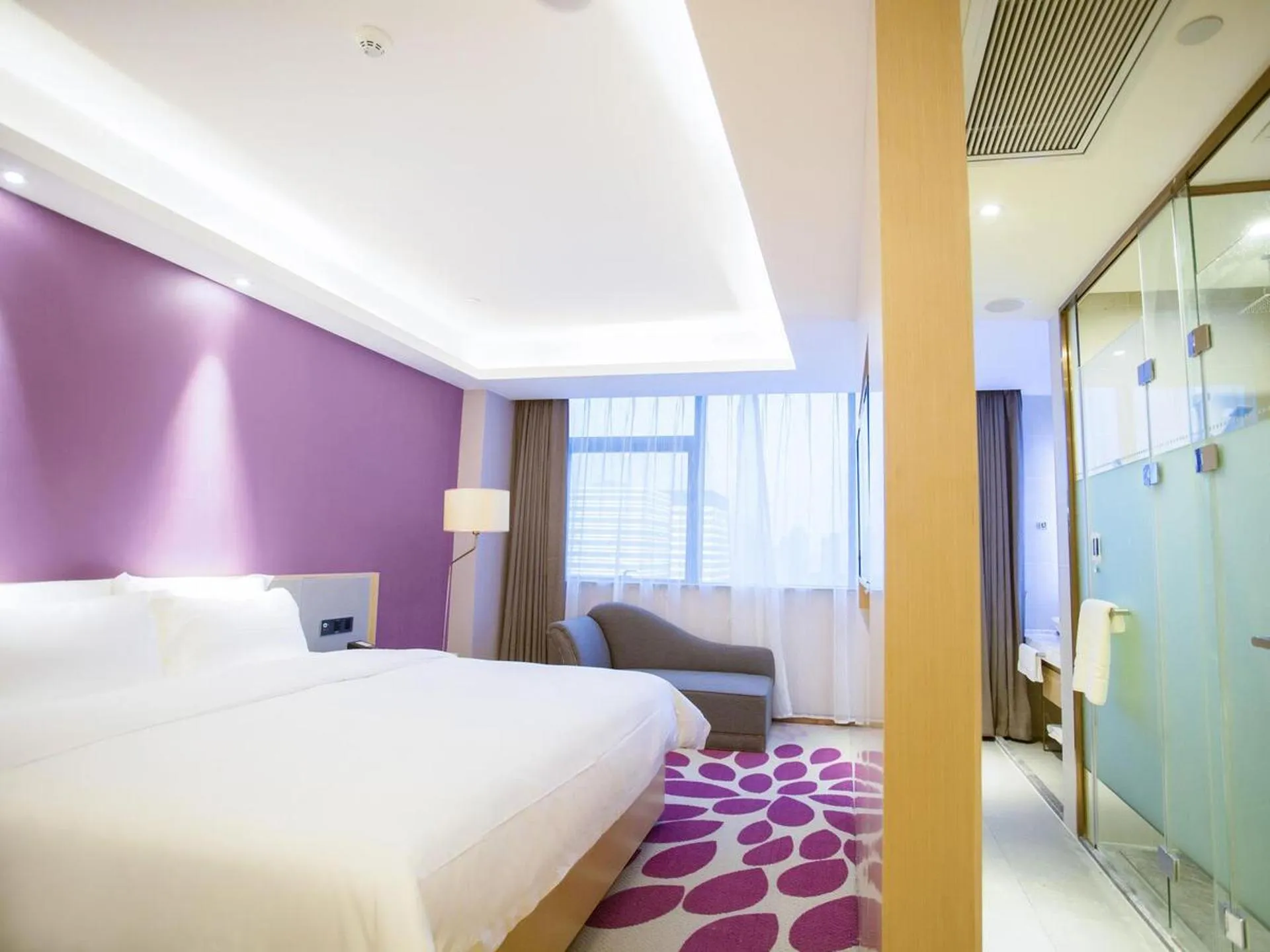 Bed in Lavande Hotel Nanchang West Railway Station Guobo Subway Station