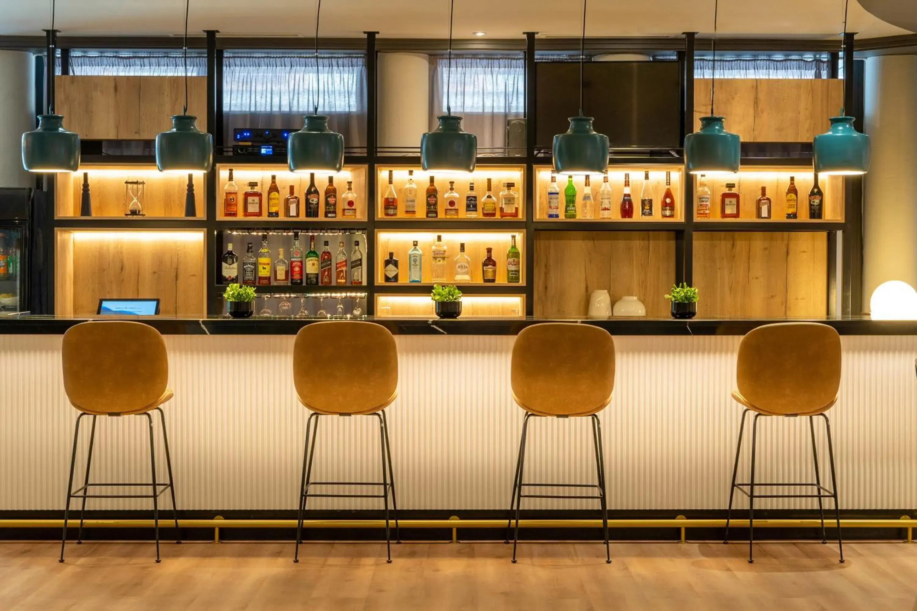 Lounge or bar in Hotel München City Center affiliated by Meliá Lounge or bar in Hotel München City Center affiliated by Meliá