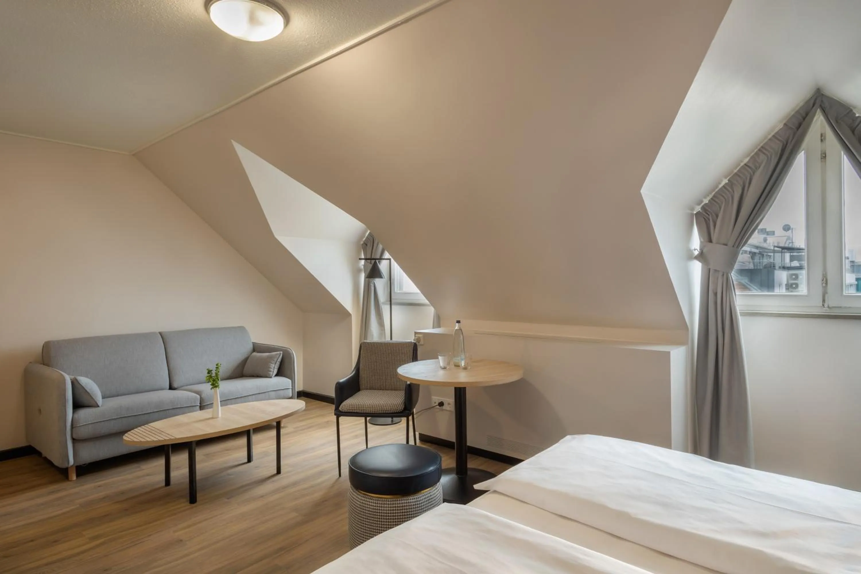 Bedroom, Bed in Hotel München City Center affiliated by Meliá