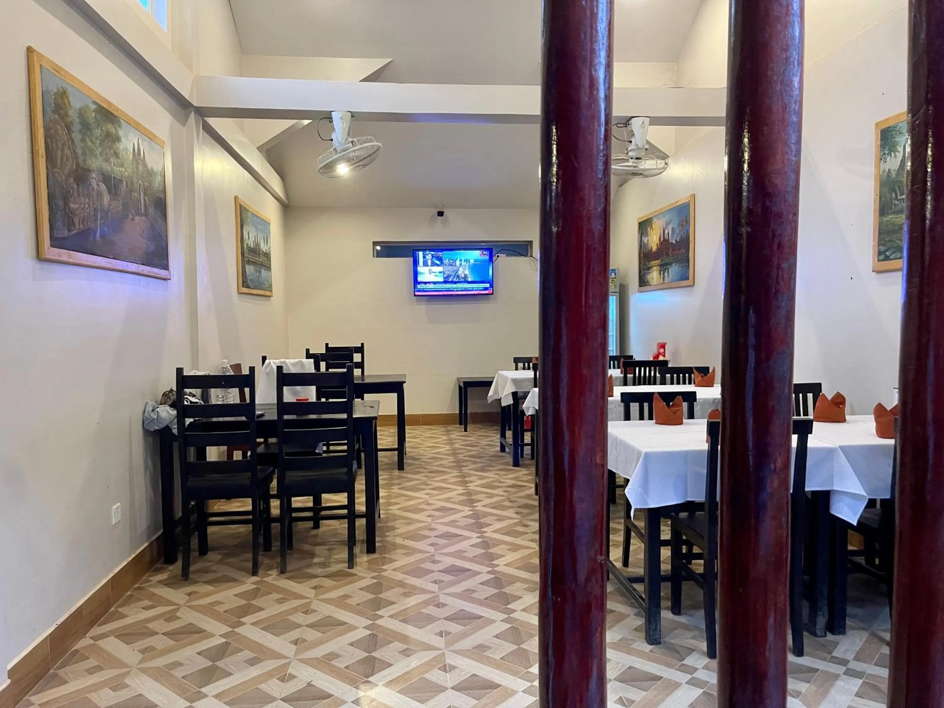 Restaurant/Places to Eat in K Medical Clinic Resort