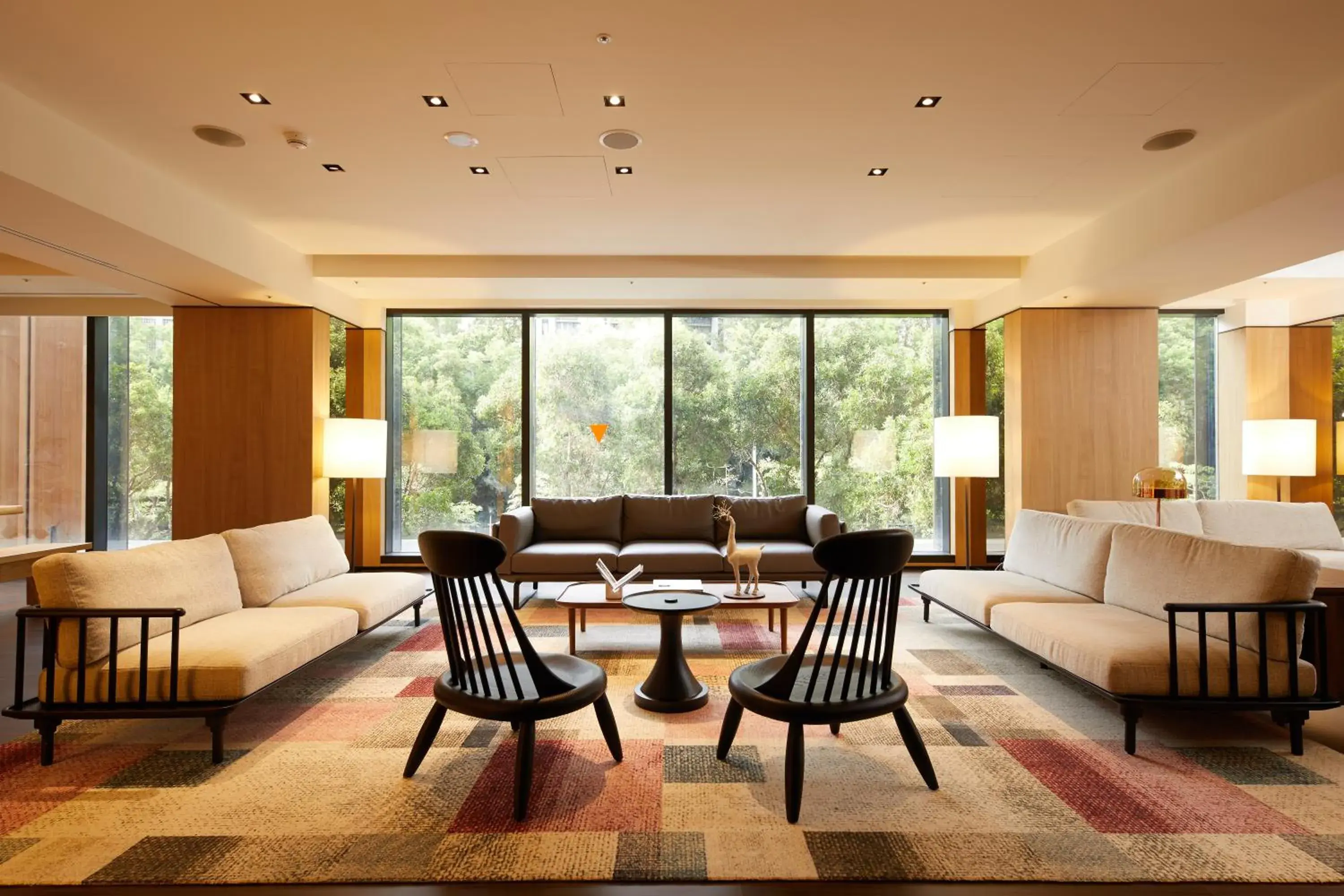 Lounge or bar in MGH Mitsui Garden Hotel Taipei Zhongxiao Lounge or bar in MGH Mitsui Garden Hotel Taipei Zhongxiao