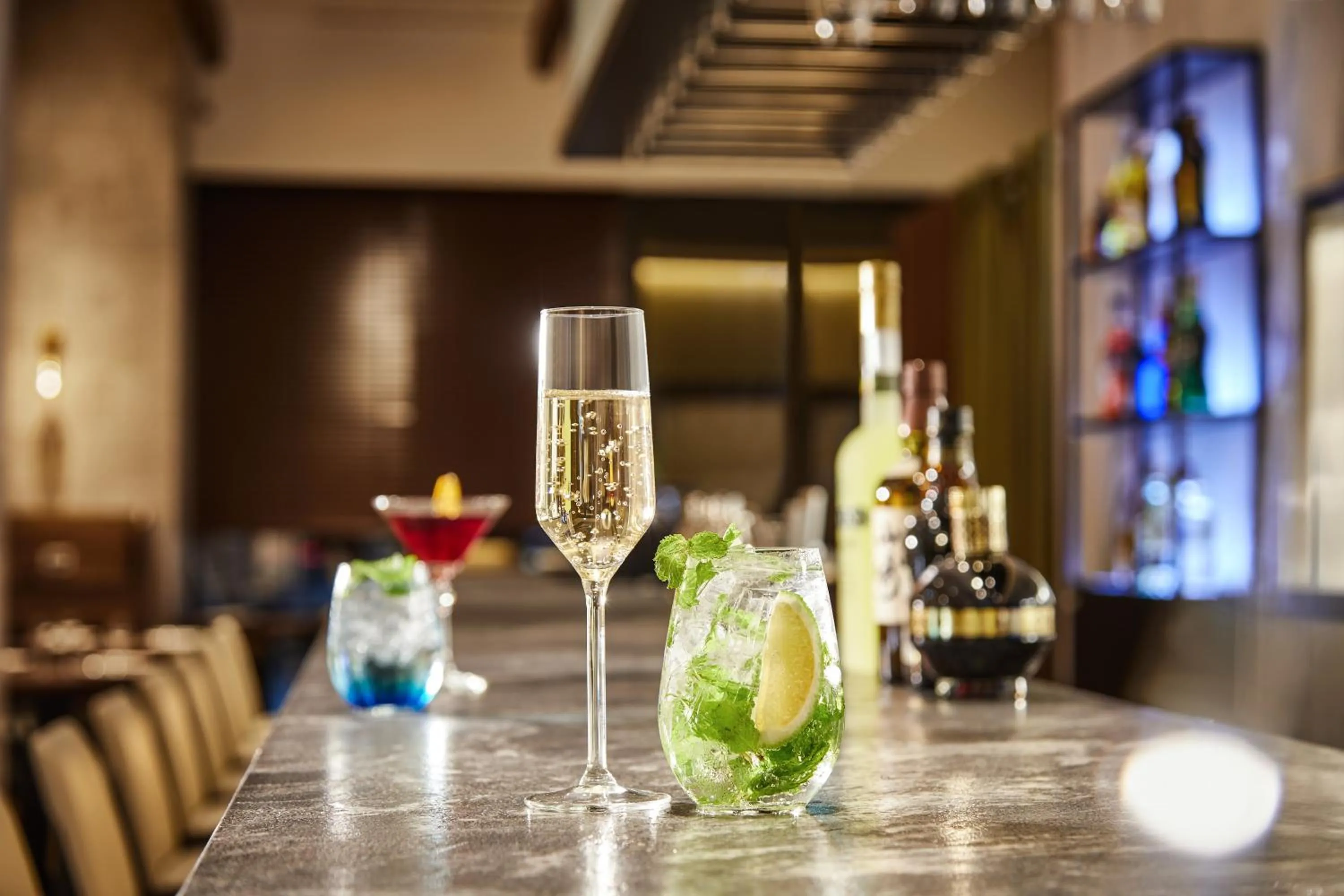 Lounge or bar in MGH Mitsui Garden Hotel Taipei Zhongxiao