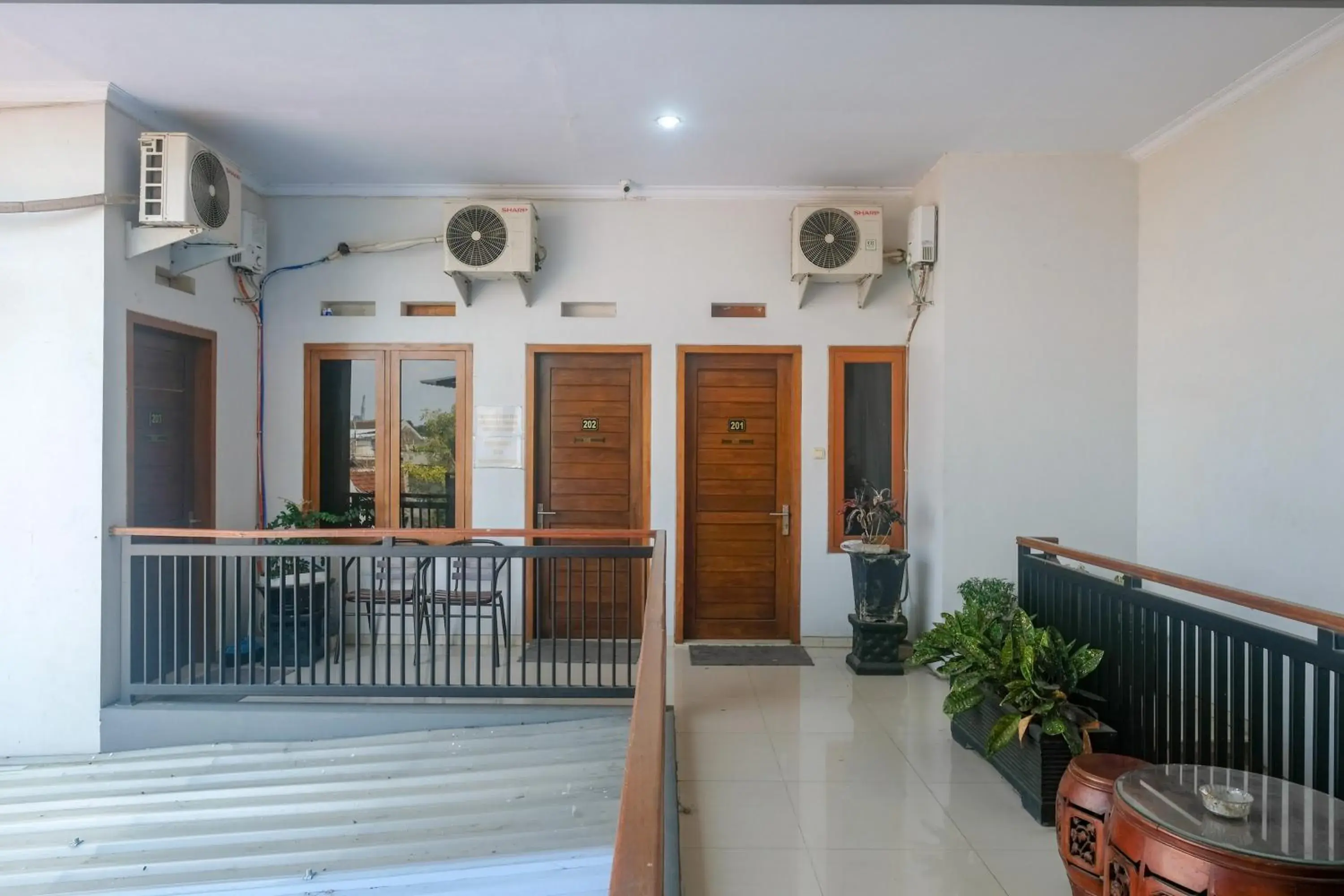 Property building in RedDoorz @ Jalan Kedawung Property building in RedDoorz @ Jalan Kedawung