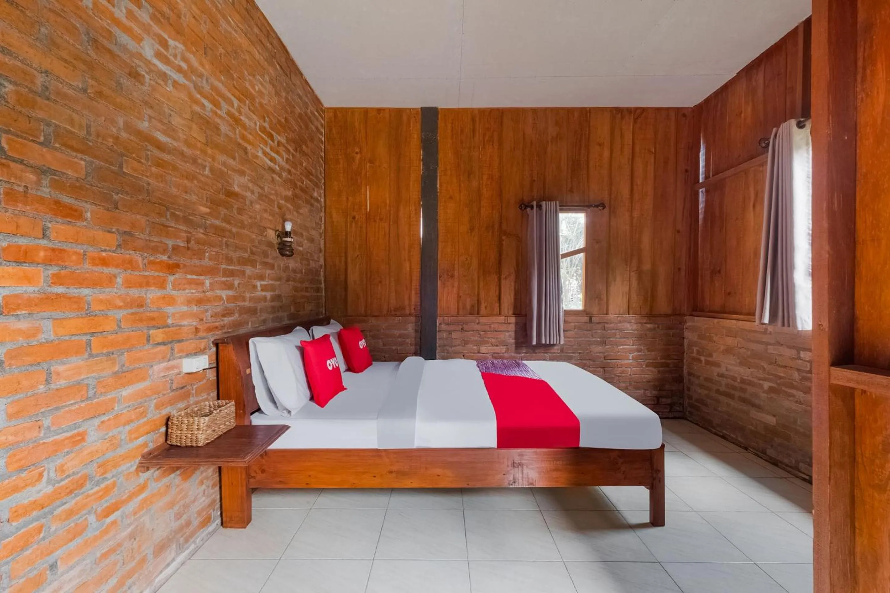 Bedroom, Bed in Hotel O Pondok Inspirasi Minggir